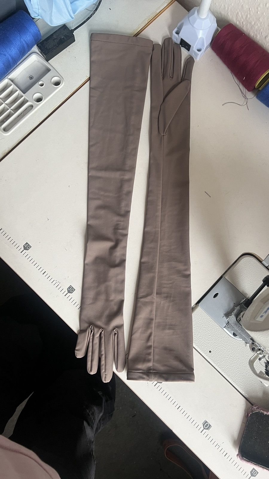 Balenciaga Balenciaga Long Sleeve Gloves Size ONE SIZE - 3 Thumbnail