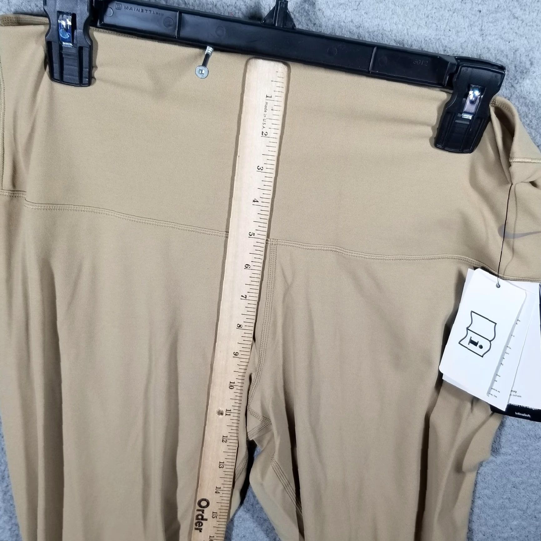 Nike Nike Women's Leggings XL High Waist 7/8 Ankle Yoga Activewear Beige Nylon Spandex Dri-FIT Size 40" / US 18 - 6 Thumbnail
