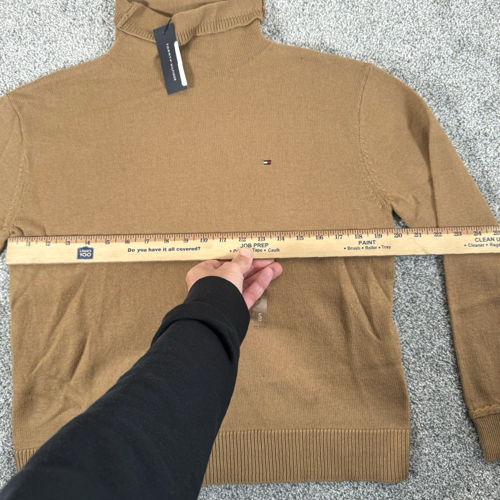 Tommy Hilfiger Tommy Hilfiger Sweater Womens S Relaxed Fit Mockneck Preppy Tan Knit Pullover) Size S / US 4 / IT 40 - 5 Thumbnail