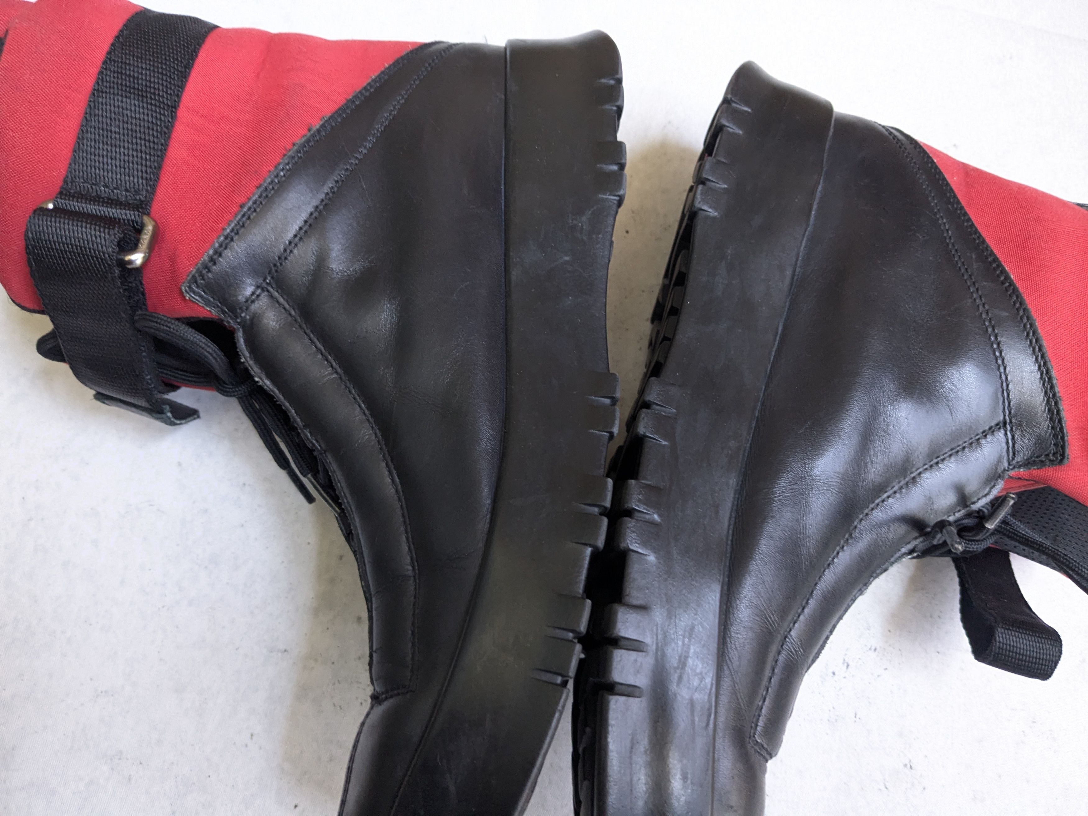 Prada Prada Boots Black Red 10 High Tops Leather Y2K Size US 10 / EU 43 - 12 Thumbnail