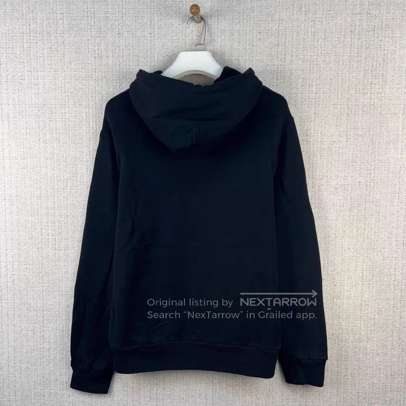 Louis Vuitton Louis Vuitton Pin Letter Logo Embroidered Long Sleeve Hood Size US L / EU 52-54 / 3 - 3 Thumbnail