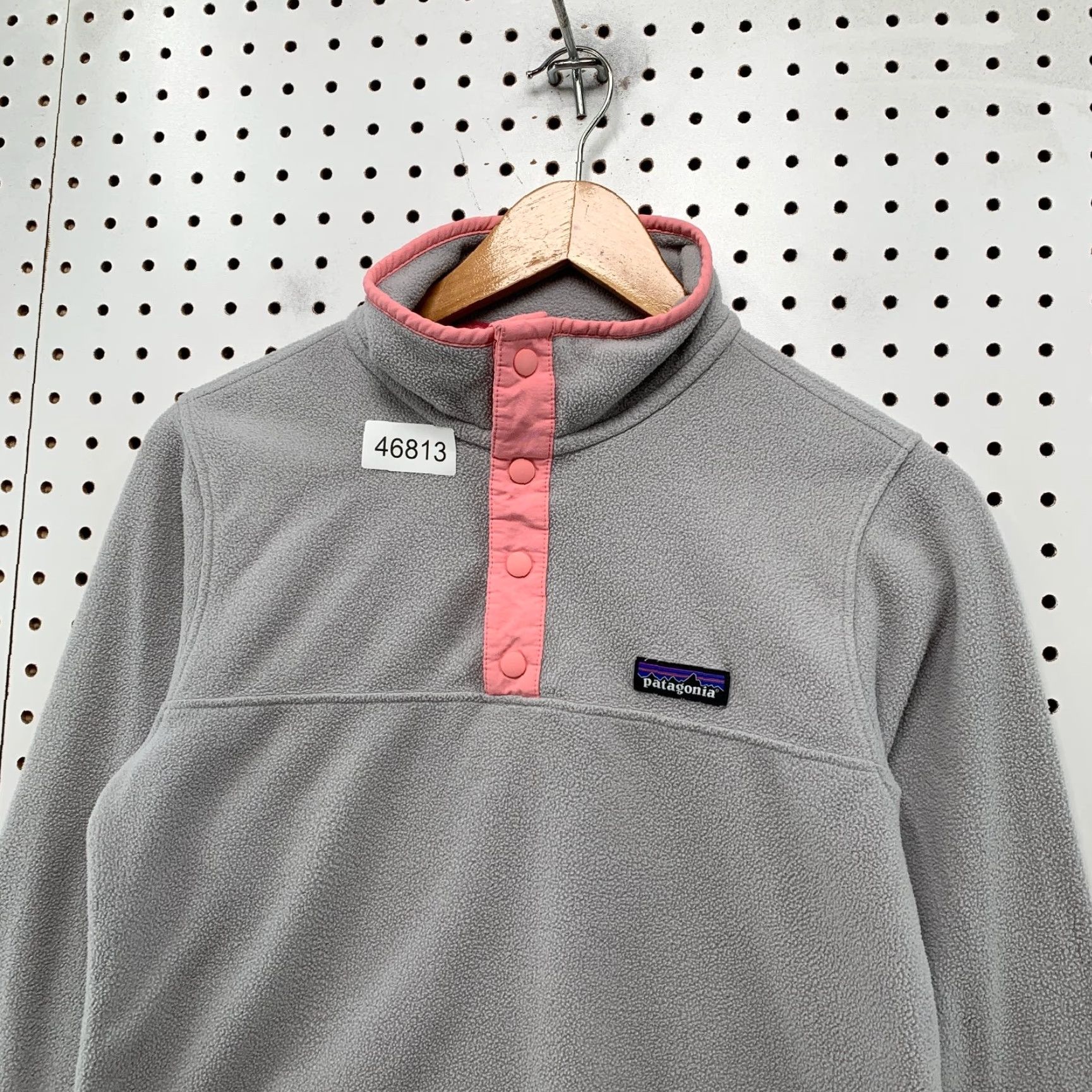 Patagonia Patagonia Women's Fleece Pullover Snap T Micro D Synchilla Jacket Gray Pink Small Slim Fit Version? Size S / US 4 / IT 40 - 6 Thumbnail