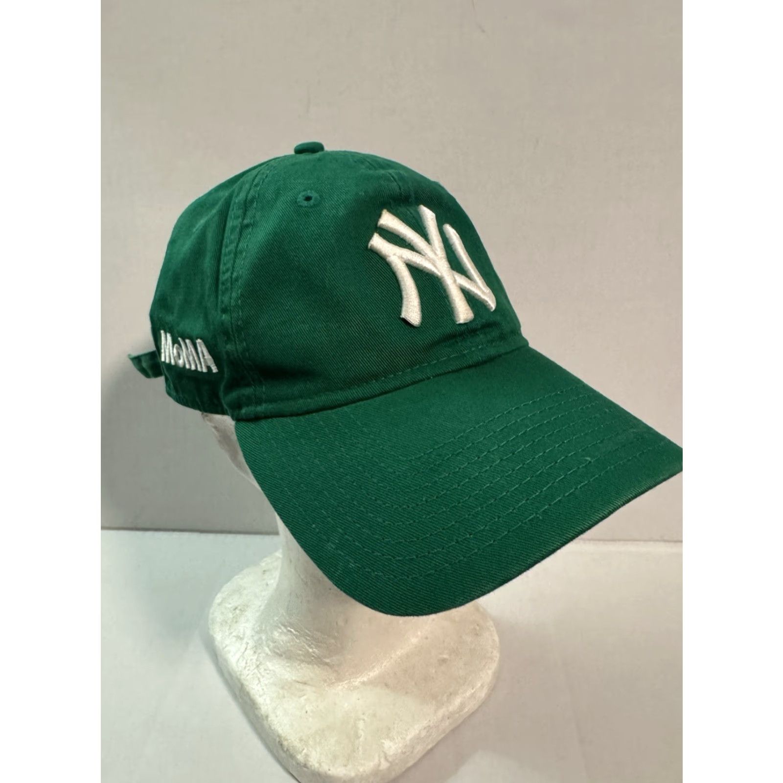 New Era VINTAGE New Era NY Yankees Hat 9Twenty Green OH Museum StrapBack ALD Cap Baseball Mens One Size Green Art Captain/Theme? Size ONE SIZE - 7 Thumbnail