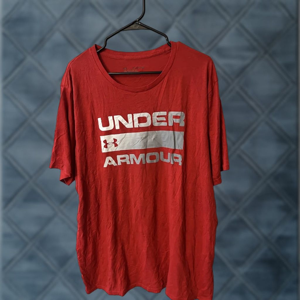 Under Armour VINTAGE Under Armour T-Shirt Men’s XXL Short Sleeve Graphic Crew Neck Cotton Logo Sports 2010s Size US XXL / EU 58 / 5 - 1 Thumbnail