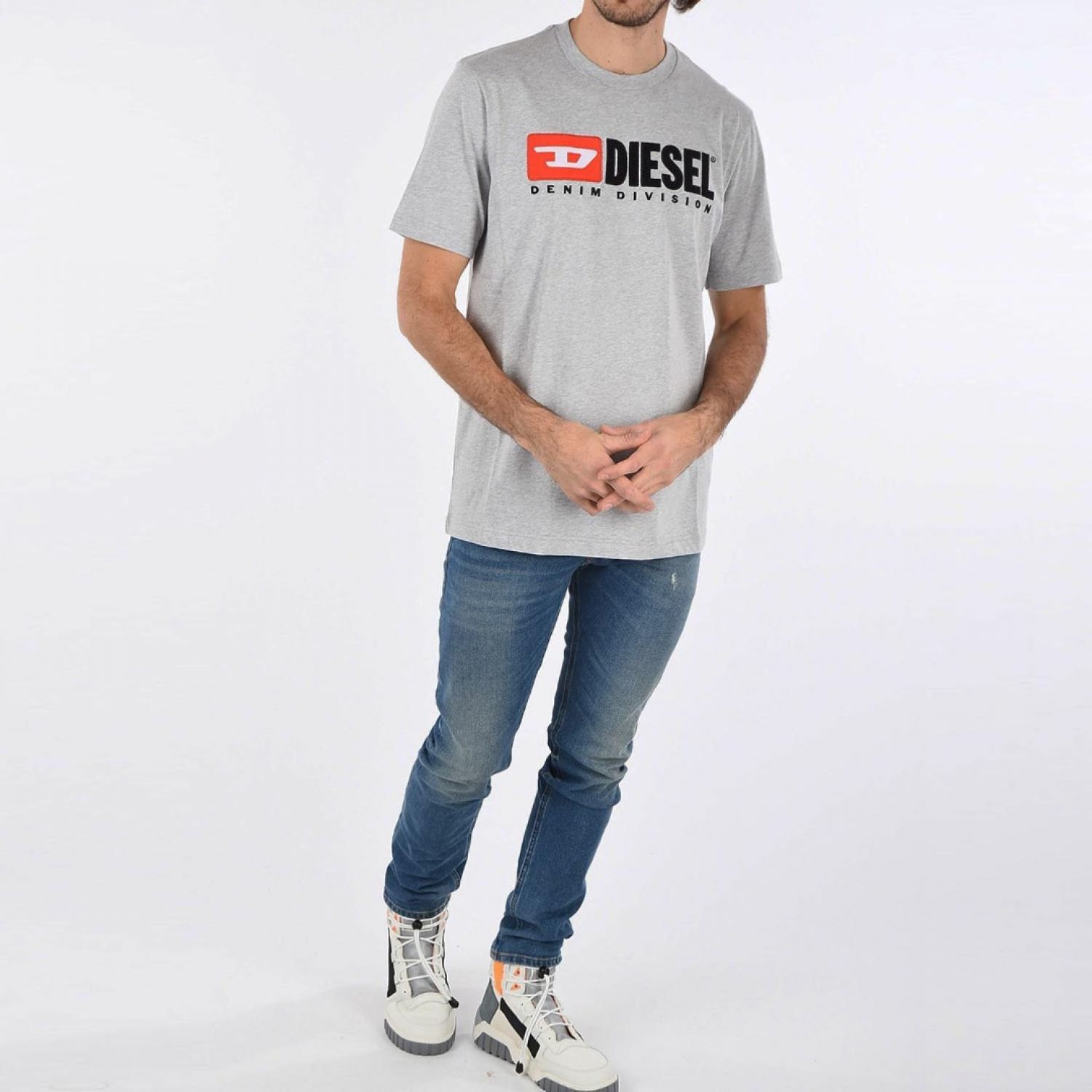 Diesel o1mle1025 T-Just Divstroyed T-Shirt in Gray Size US XXL / EU 58 / 5 - 2 Thumbnail