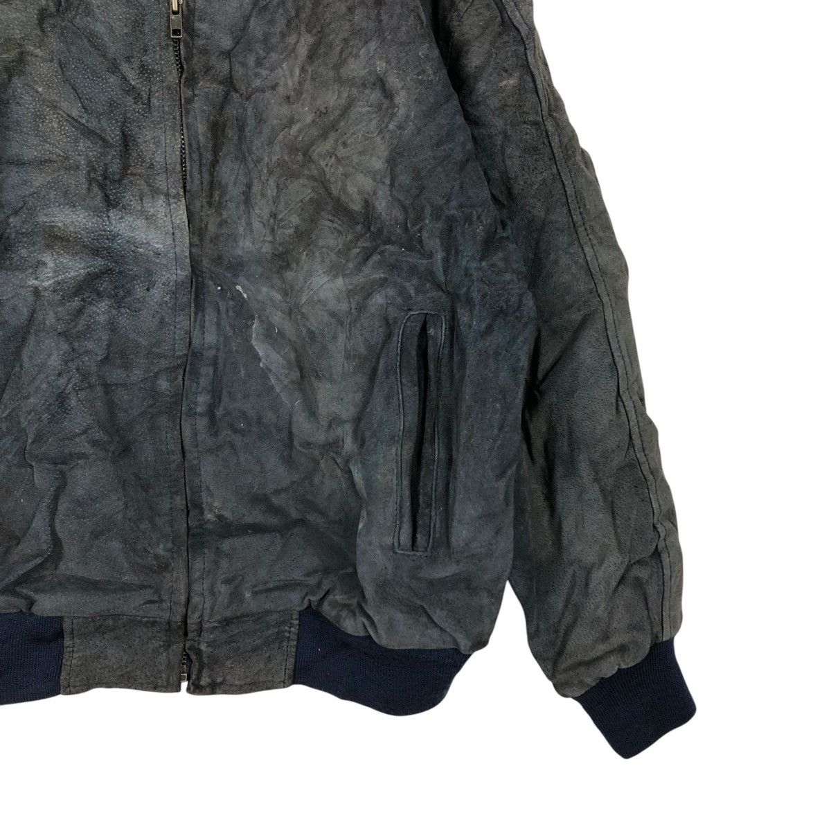 Japanese Brand 🔥VINTAGE LEATHER JACKET BOMBER BACK LOT ISSEY MIYAKE Size US L / EU 52-54 / 3 - 7 Thumbnail