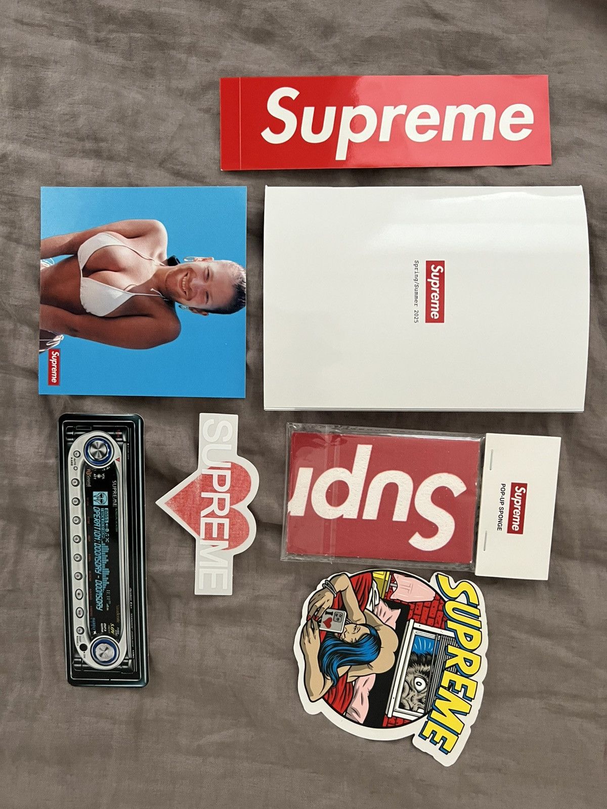 Supreme Supreme SS25 Stickers, Sponge, Look Book. Aphex Twin etc Size ONE SIZE - 1 Thumbnail