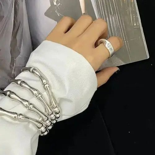 VIBE Niche Punk Dark Skull Ghost Claw Bracelet Size ONE SIZE - 4 Thumbnail