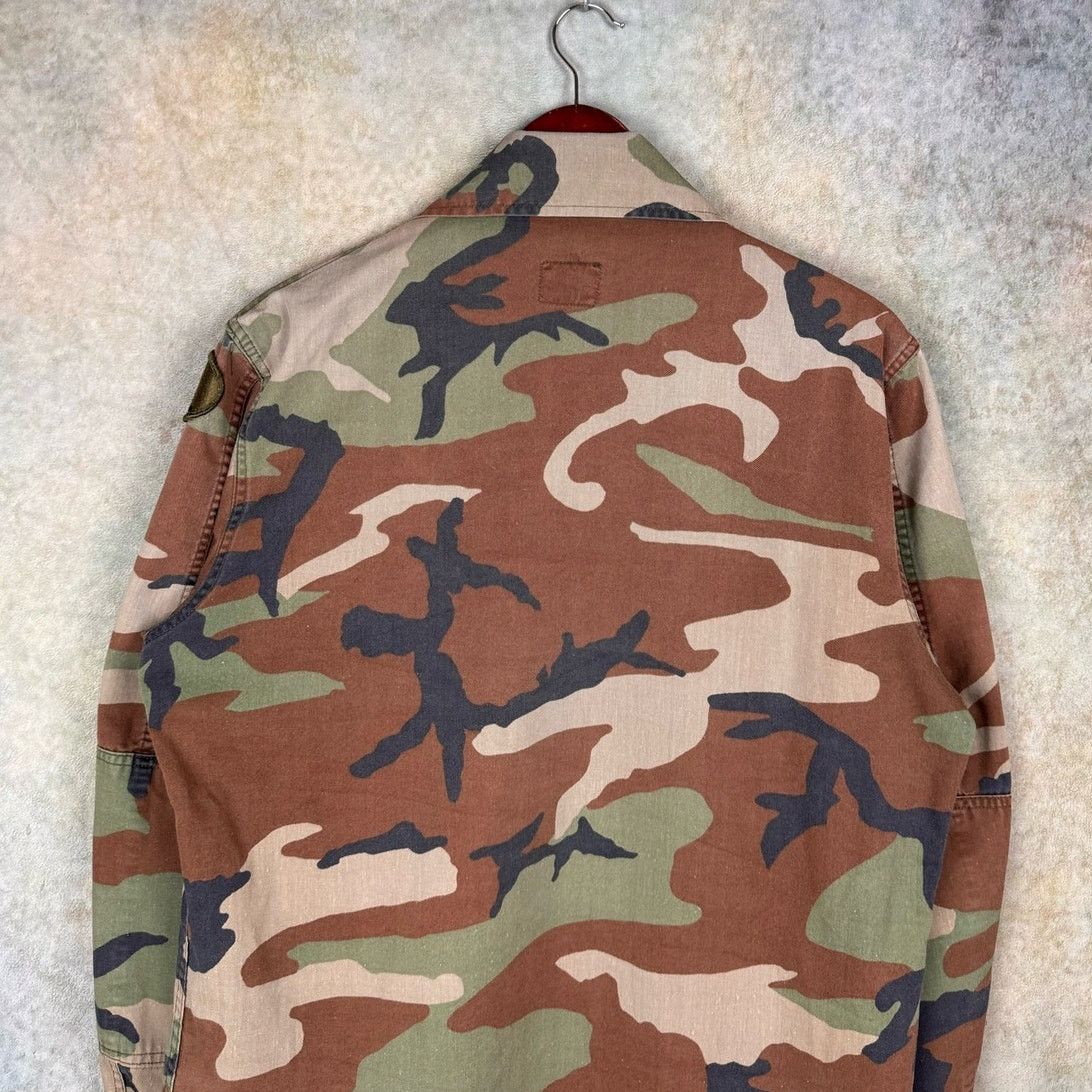 Vintage VTG 70s US Army Camo Shirt Mens Sz M Patch Military Size US M / EU 48-50 / 2 - 7 Thumbnail