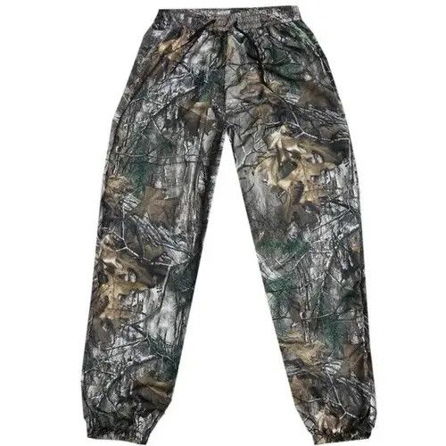 Camouflage pants with elastic bands