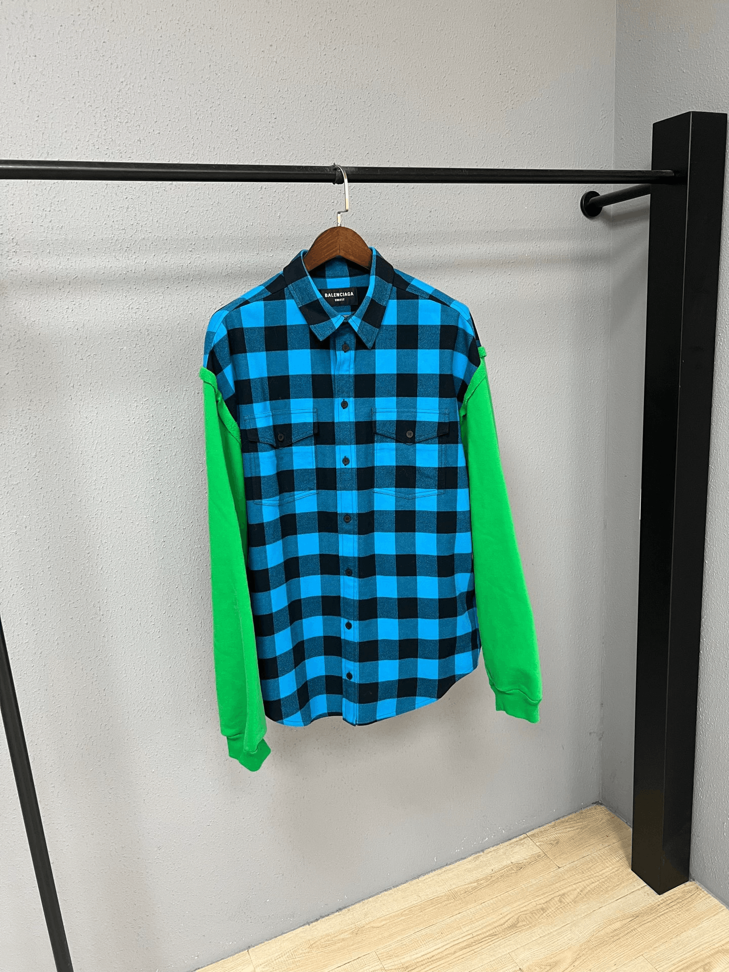 Balenciaga Balenciaga Patchwork Flannel Shirt Size XS / US 0-2 / IT 36-38 - 1 Thumbnail