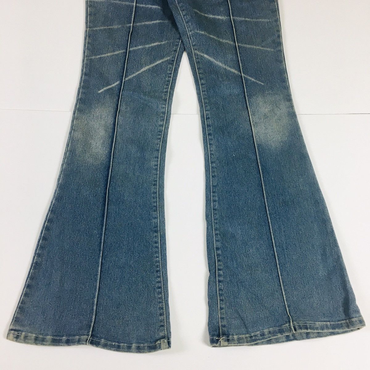 Japanese Brand Vintage Haphazard Japanese Super Flare Jeans Size 27" / US 4 / IT 40 - 2 Thumbnail