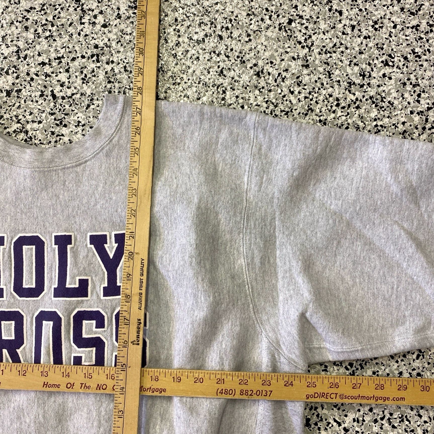 Vintage VINTAGE The Cotton Exchange Champion Reverse Weave Sweatshirt Gray XL Crew Neck Long Sleeve University 90s Holy Cross Men Sag (Wait: that's wrong) Size US XL / EU 56 / 4 - 3 Thumbnail