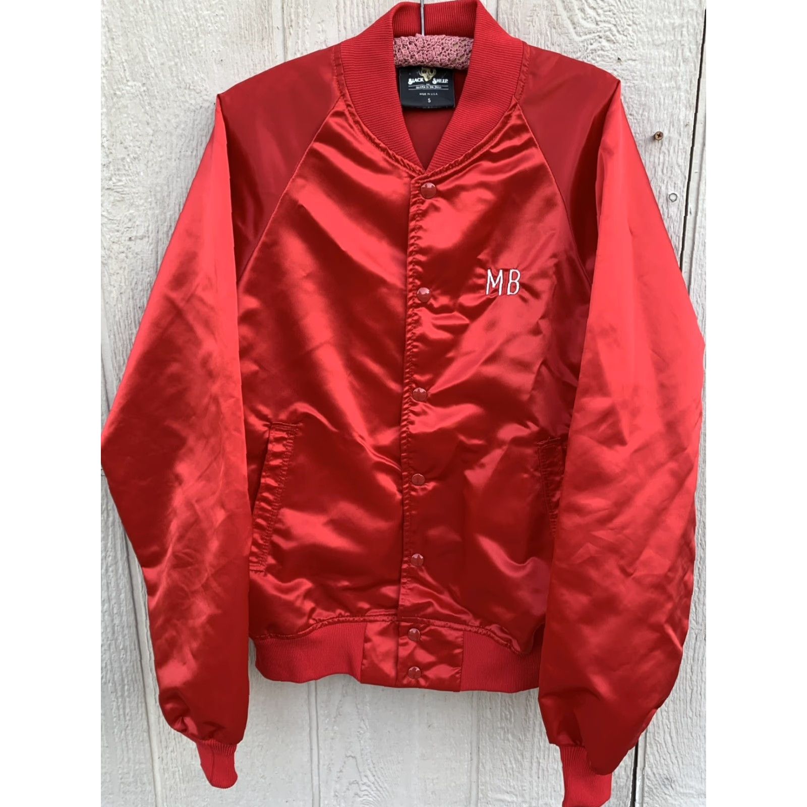 Vintage VINTAGE Black Sheep Embroidered MB Made In USA Red Satin Bomber Jacket XS/S? Size US S / EU 44-46 / 1 - 7 Thumbnail