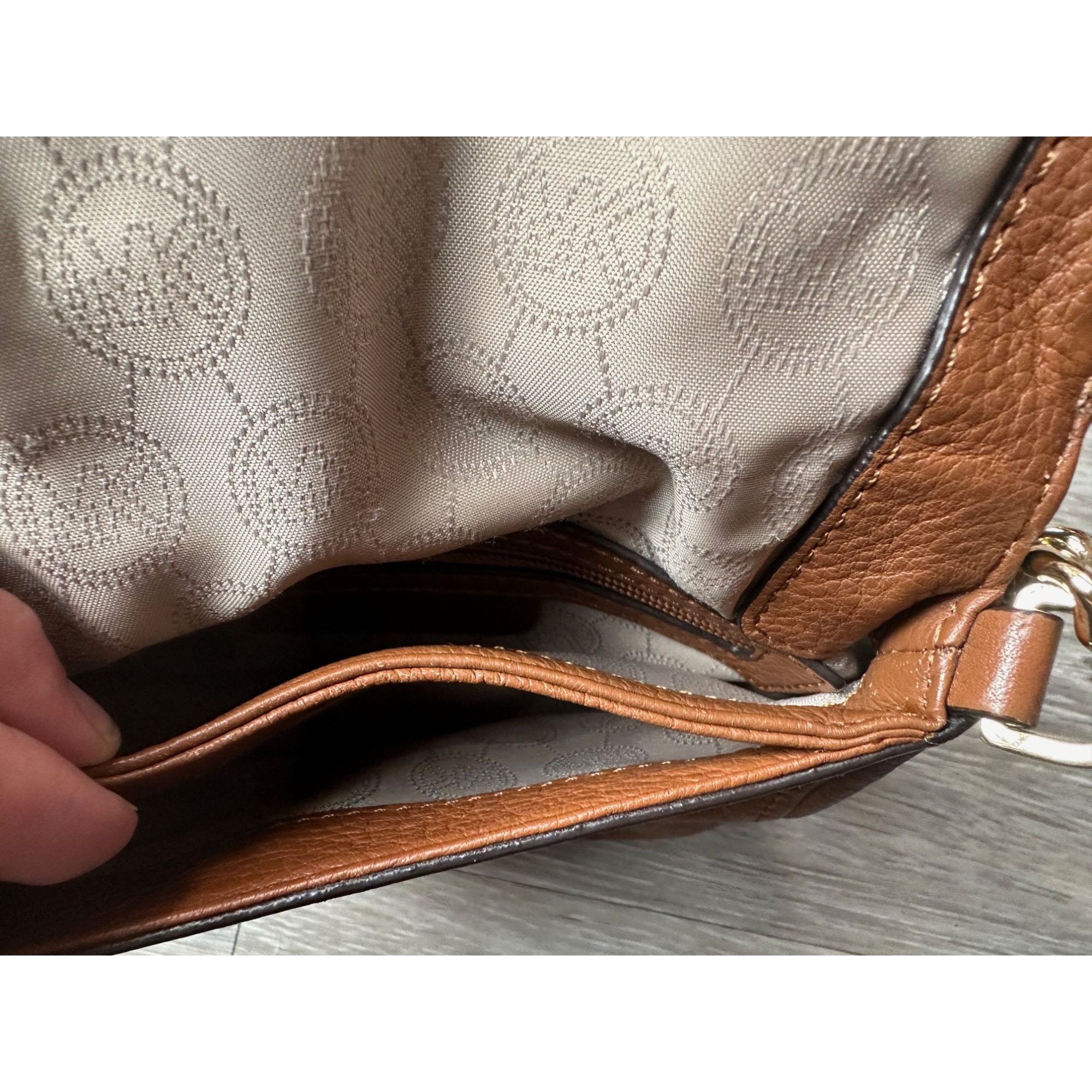 Michael Kors Michael Kors Chestnut Leather Crossbody Bag w Top Flap Pocke Size ONE SIZE - 10 Thumbnail
