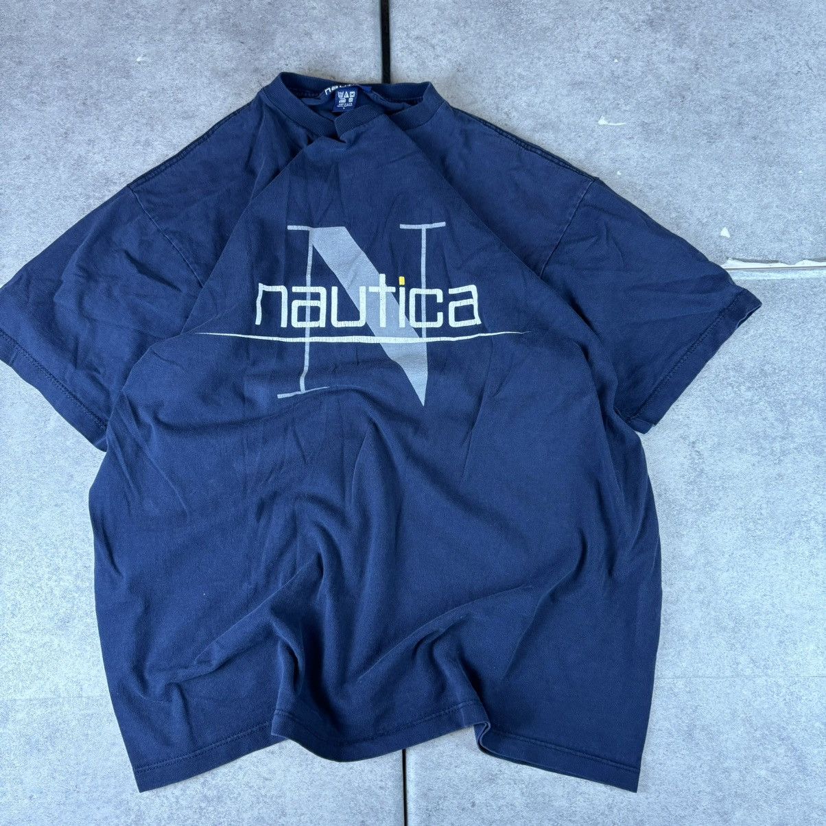 Nautica Y2k navy nautica Tshirt Size US L / EU 52-54 / 3 - 1 Thumbnail