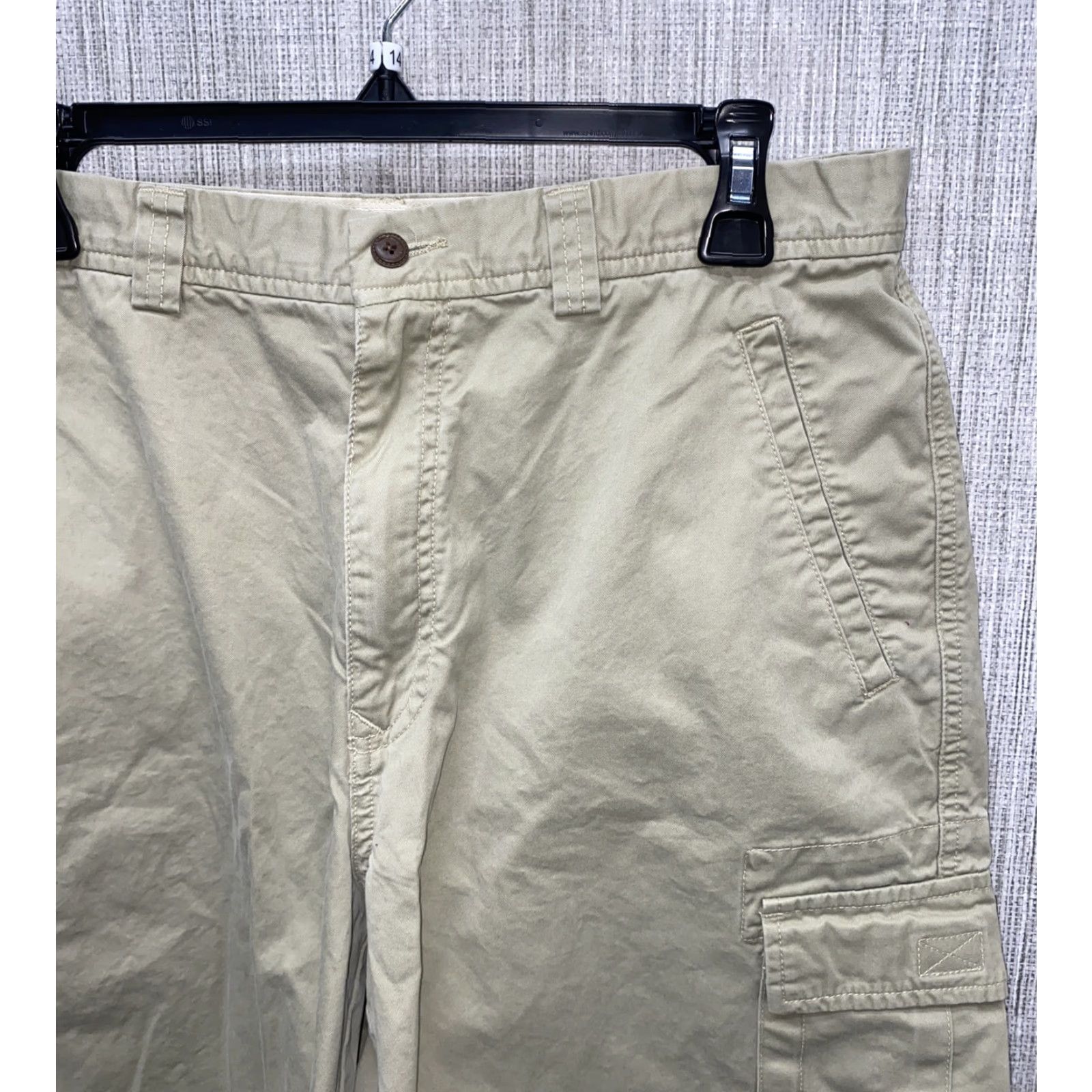 Tommy Bahama Tommy Bahama Relax Mens Beige Zip Fly Casual Shorts Size 34 - Regular Waist Beige Cotton Flat Front Mens Casual Shorts 34 Size US 34 / EU 50 - 2 Thumbnail