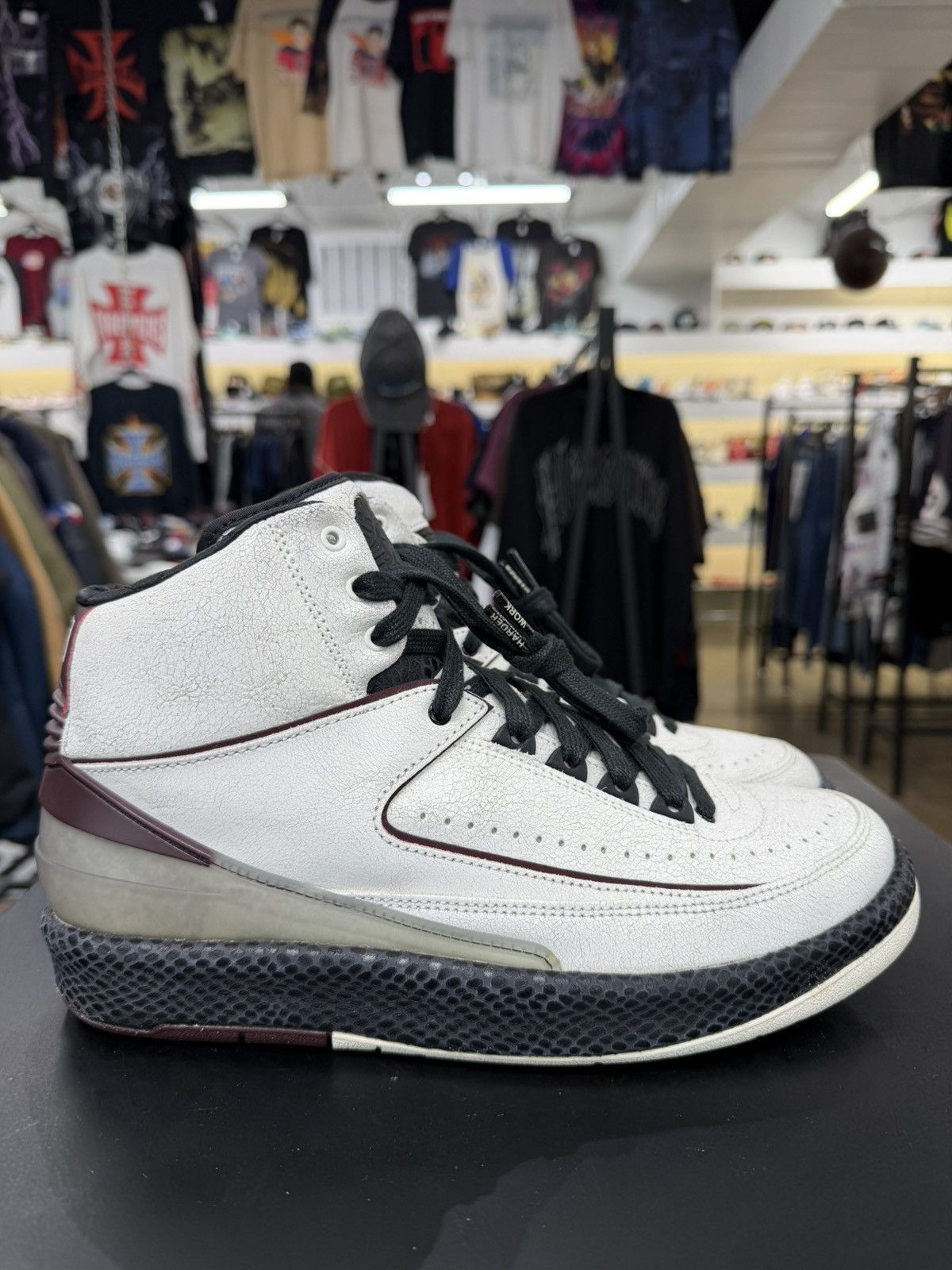 A Ma Maniere × Jordan Brand Air Jordan 2 A Ma Maniere Size 9 (2022) Size US 9 / EU 42 - 6 Thumbnail