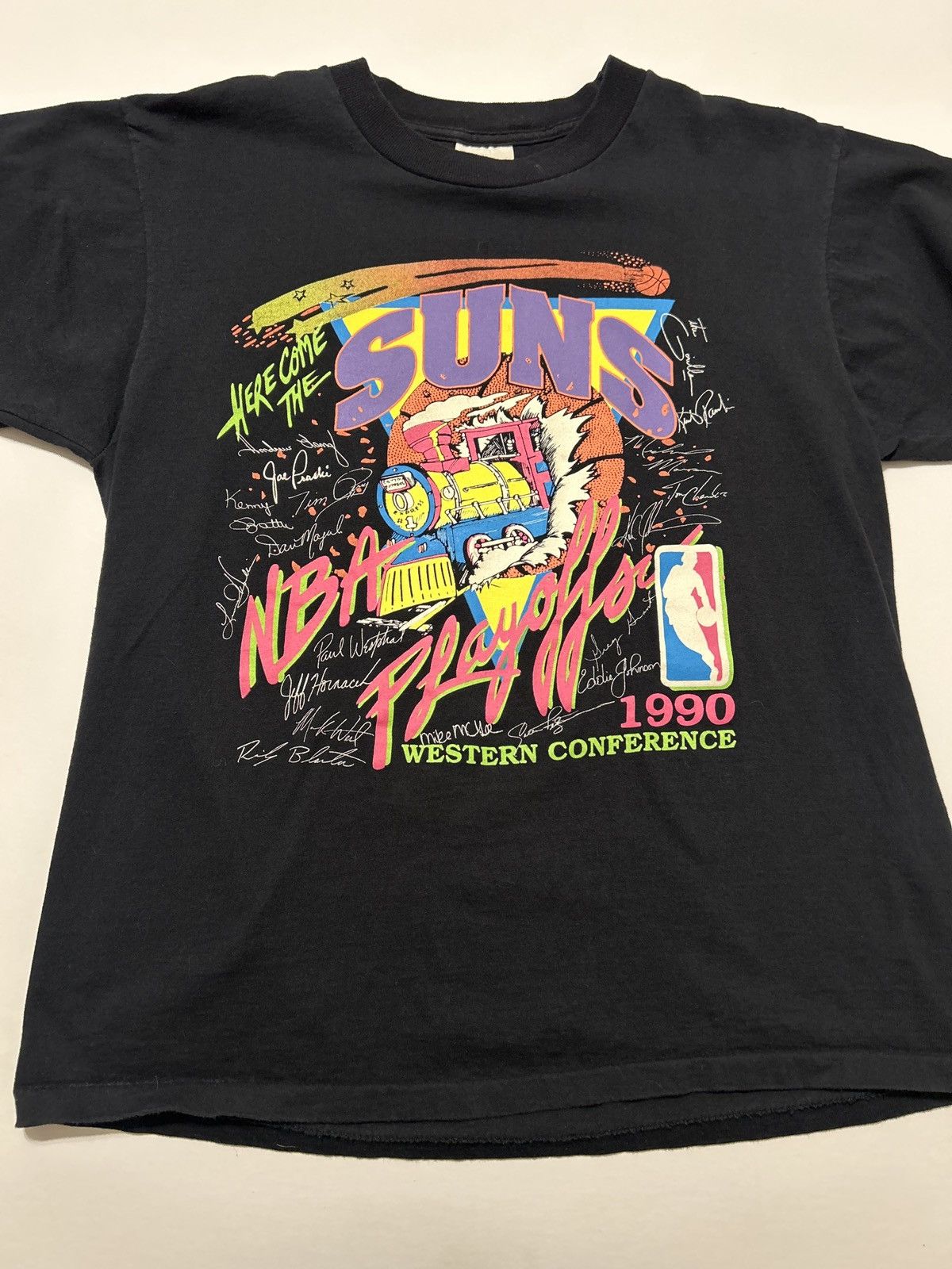 NBA Vintage Phoenix Suns 1990 Playoffs Train Breakthrough Tshirt Size US L / EU 52-54 / 3 - 5 Thumbnail