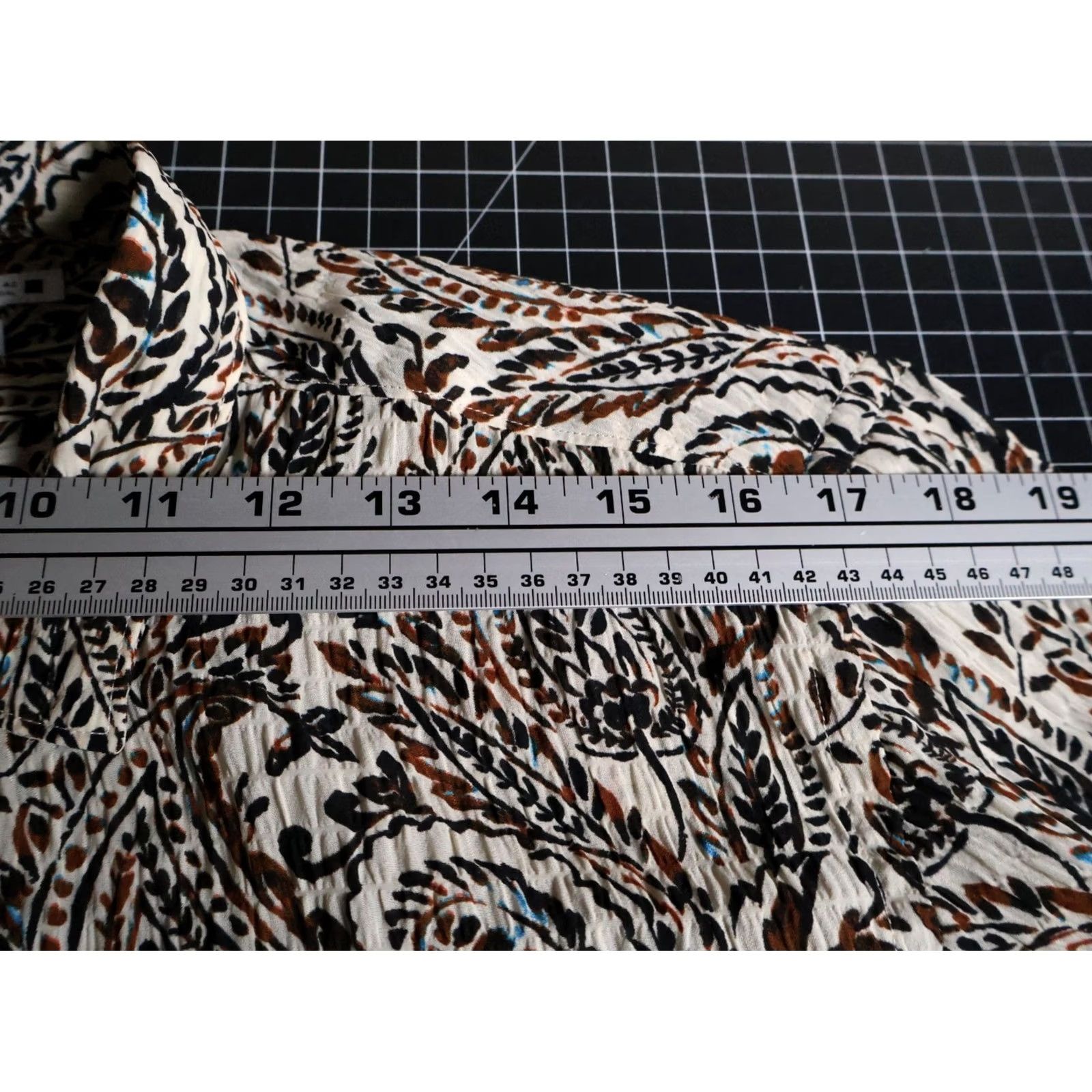 Zara VINTAGE Zara Paisley Shirt Mens Large White Brown Lightweight Crinkle Polyester Boho Size US L / EU 52-54 / 3 - 7 Thumbnail