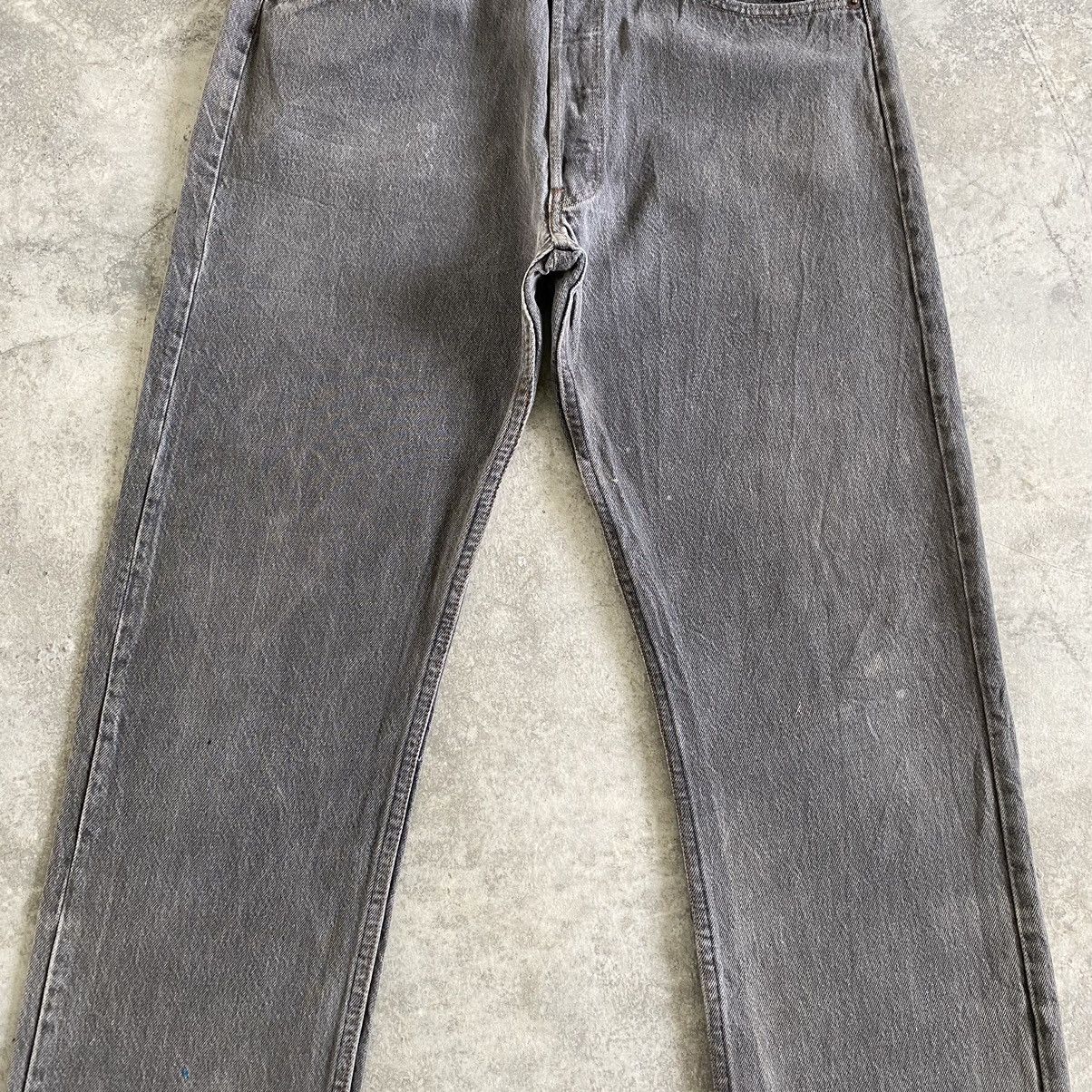 Vintage Vintage Late 80’s Levis 501 Ash Grey Denim Jeans Size US 33 - 4 Thumbnail