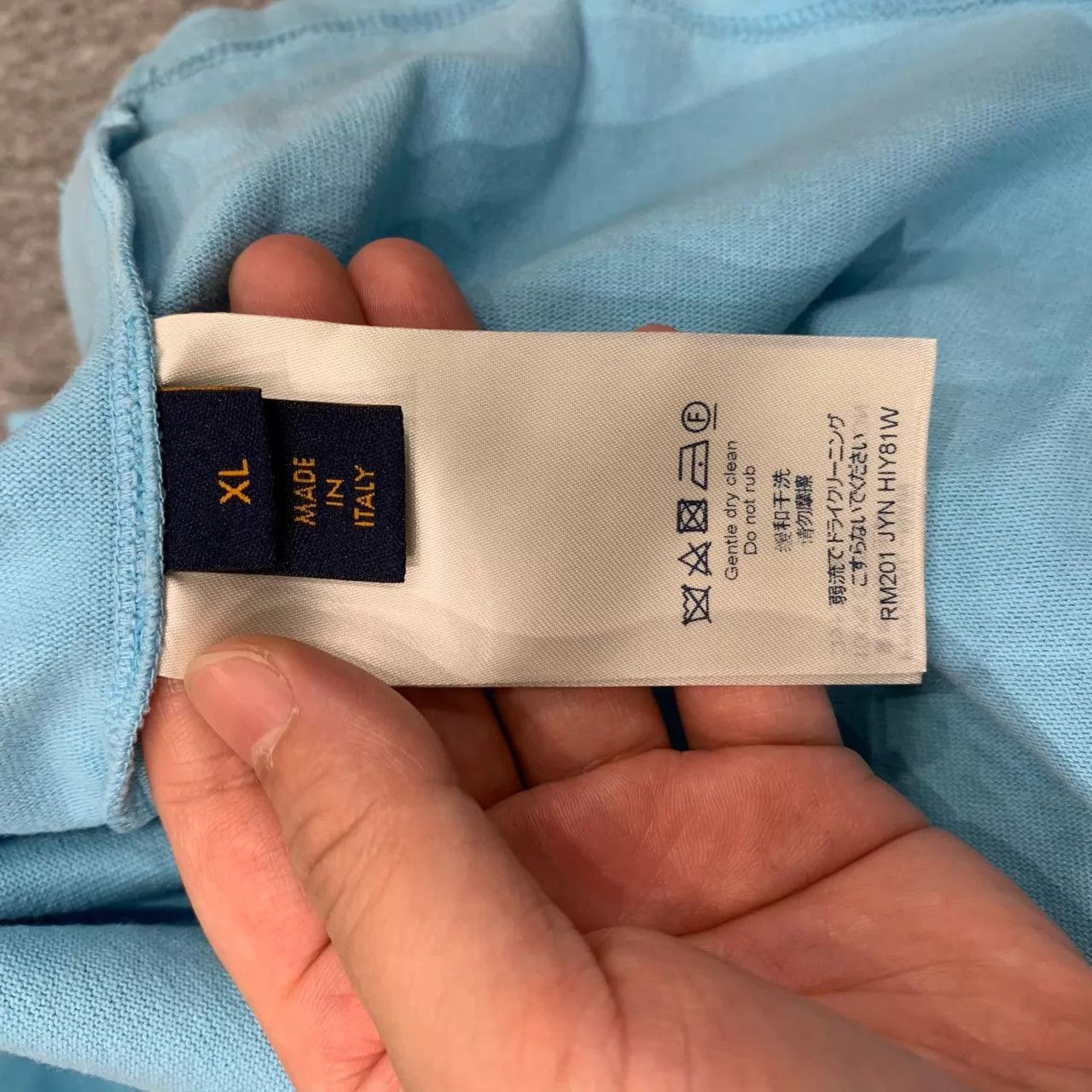 Louis Vuitton Lv Blue Simple Reverse Logo Short Sleeve XL 95 New Size US XL / EU 56 / 4 - 5 Thumbnail