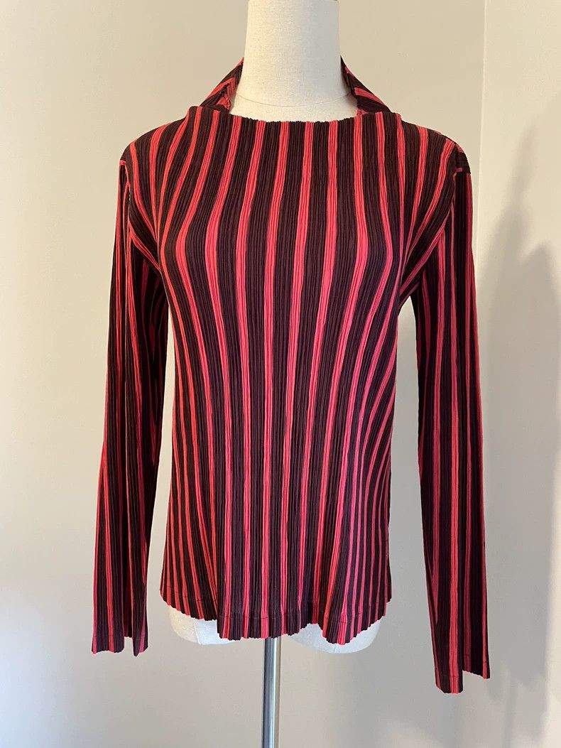 Issey Miyake Issey Miyake size:2 A red striped main line skirt Size 31" - 3 Thumbnail