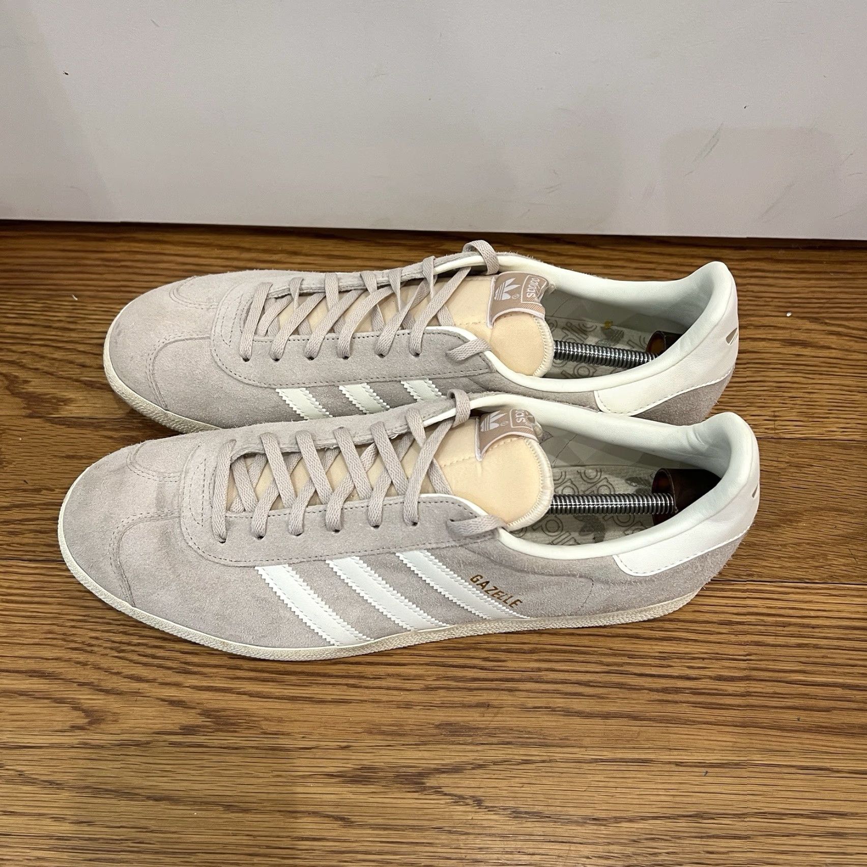 Adidas VINTAGE Adidas Gazelle Sneakers Men Size 13 Off-White Wonder Beige Casual Shoes 2023 Size US 13 / EU 46 - 7 Thumbnail