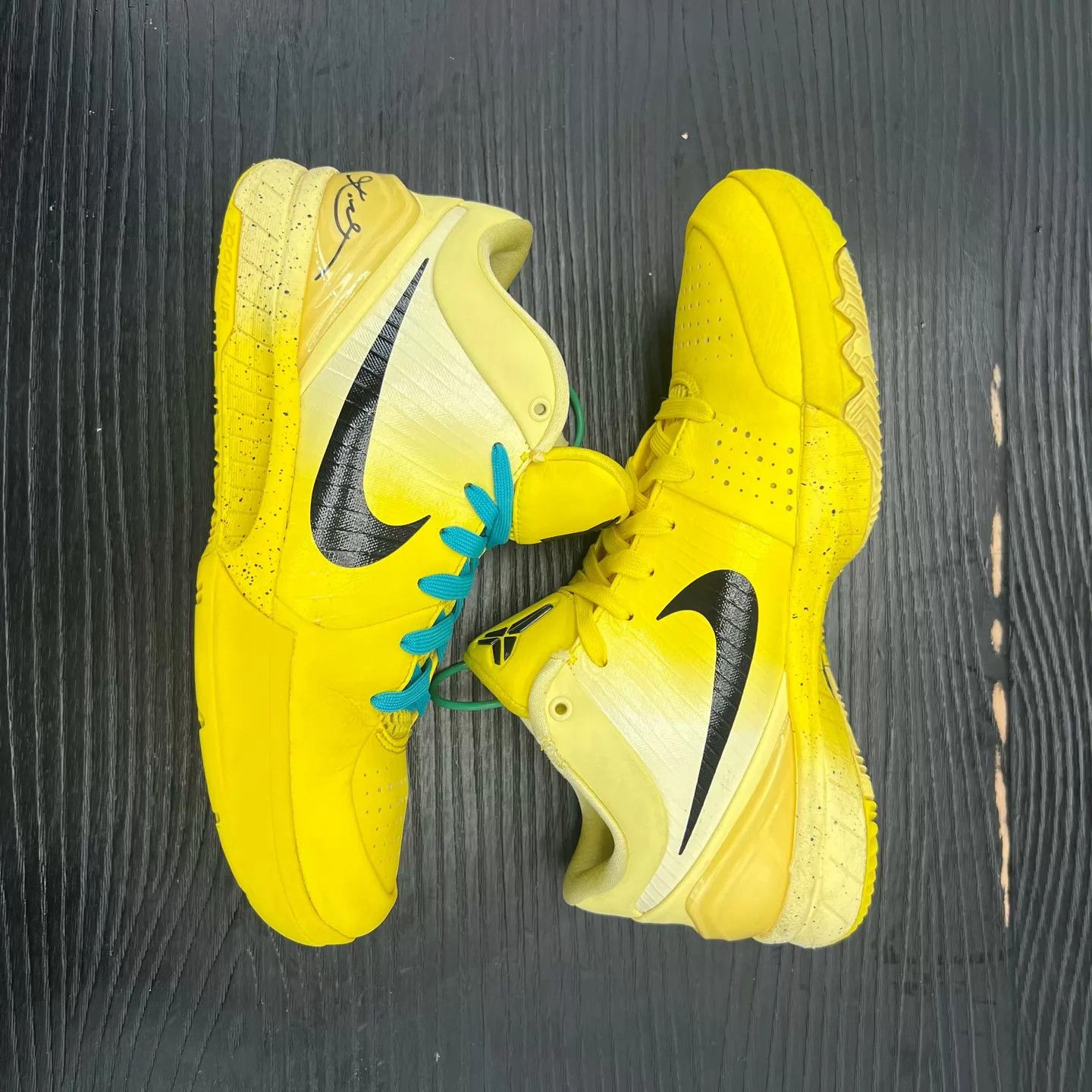 Nike Nike Zoom Kobe 4 Yellow Men's 40.5 Size US 7.5 / EU 40-41 - 3 Thumbnail