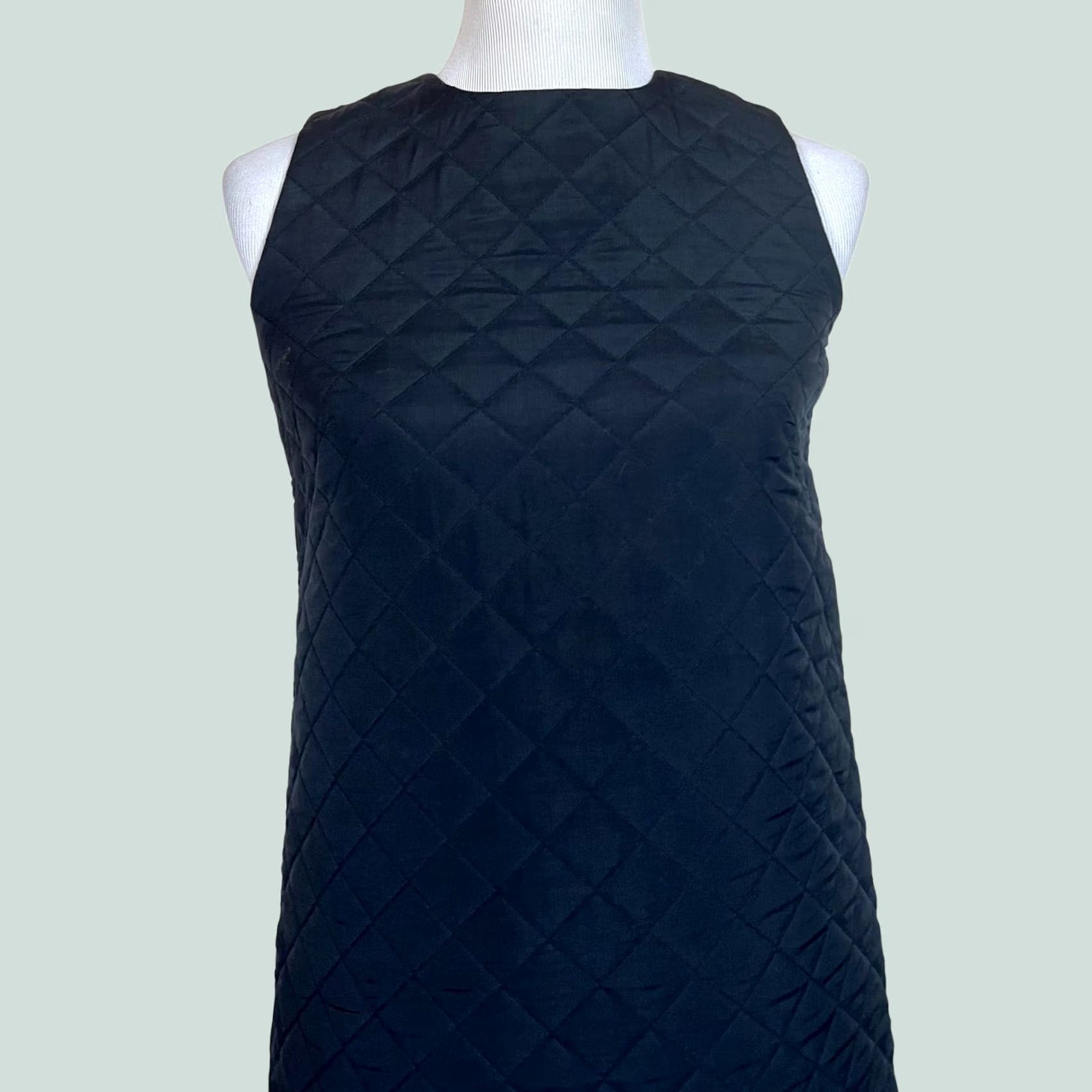 Vintage VINTAGE TRA MAD RKE Dress Black Quilted Sleeveless Shift 0 Women’s Knee Length Dress Womens Size XS / US 0-2 / IT 36-38 - 1 Thumbnail