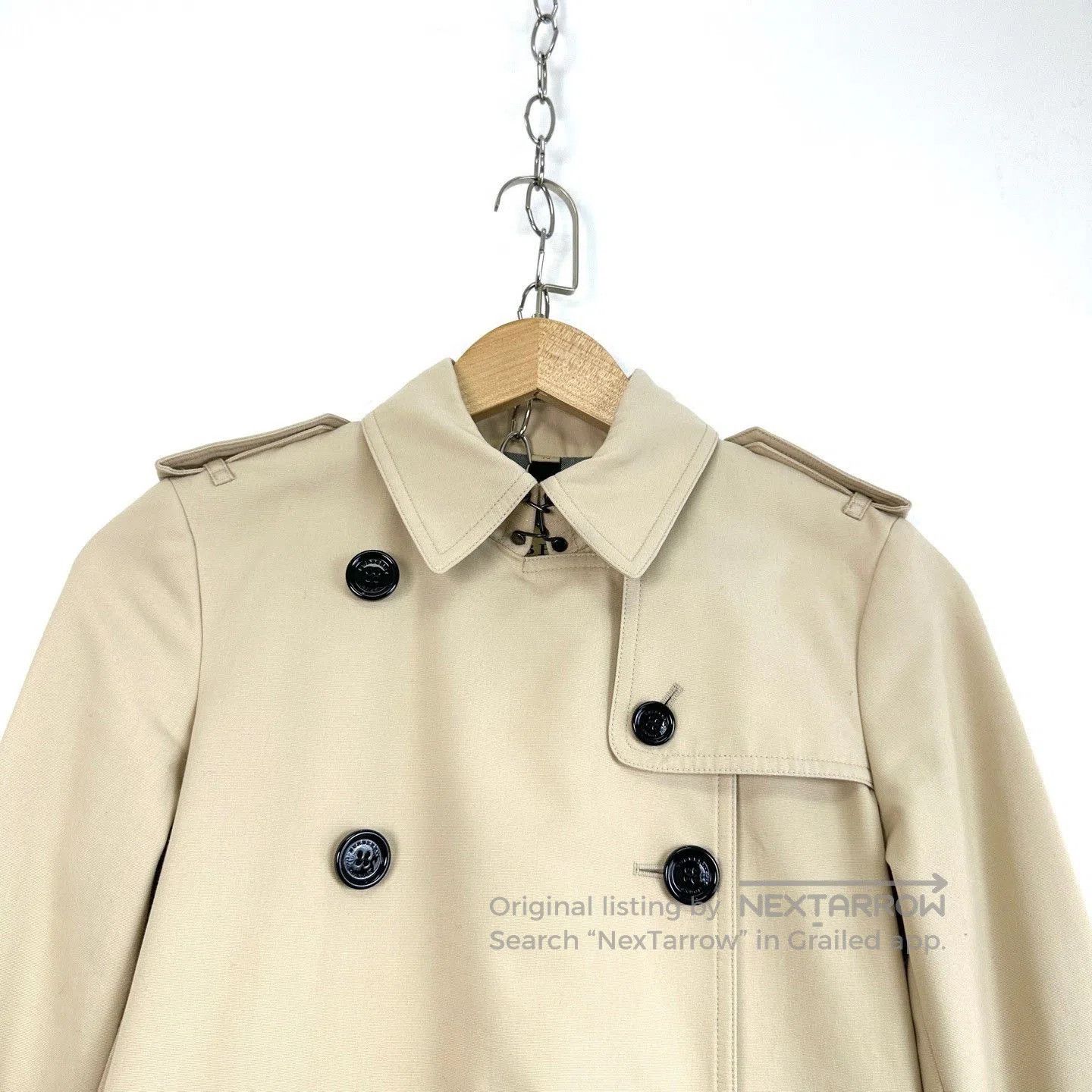 Burberry Burberry Classic Khaki Double-Breasted Trench Coat. Size M / US 6-8 / IT 42-44 - 3 Thumbnail