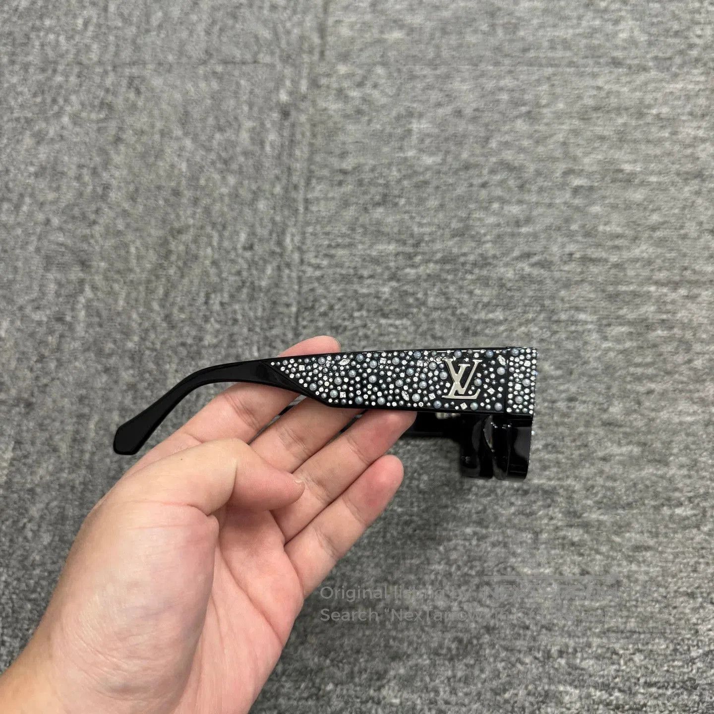 Louis Vuitton Louis Vuitton Pearl Sunglasses. Size ONE SIZE - 3 Thumbnail