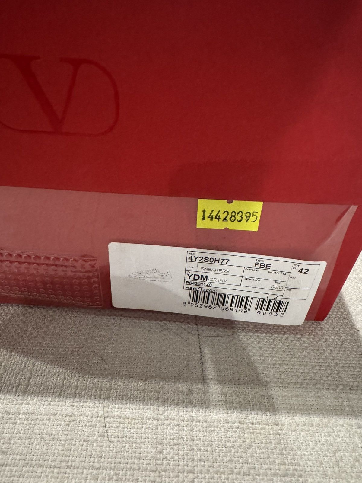 Valentino Valentino Upvilllage sneakers white rockstud men women shoes Size US 9 / EU 42 - 9 Thumbnail