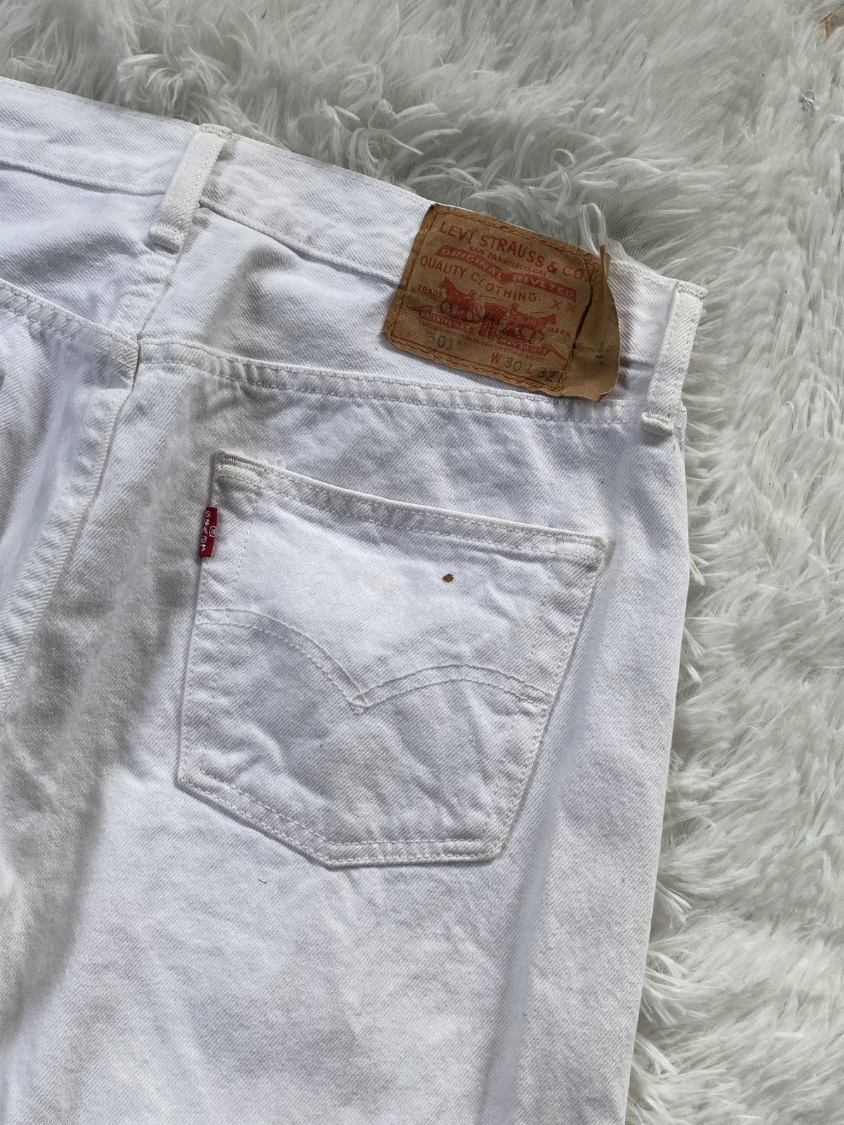 Levi's BINDING NOW‼️ Vintage Levi’s 501 jeans Size US 30 / EU 46 - 14 Thumbnail