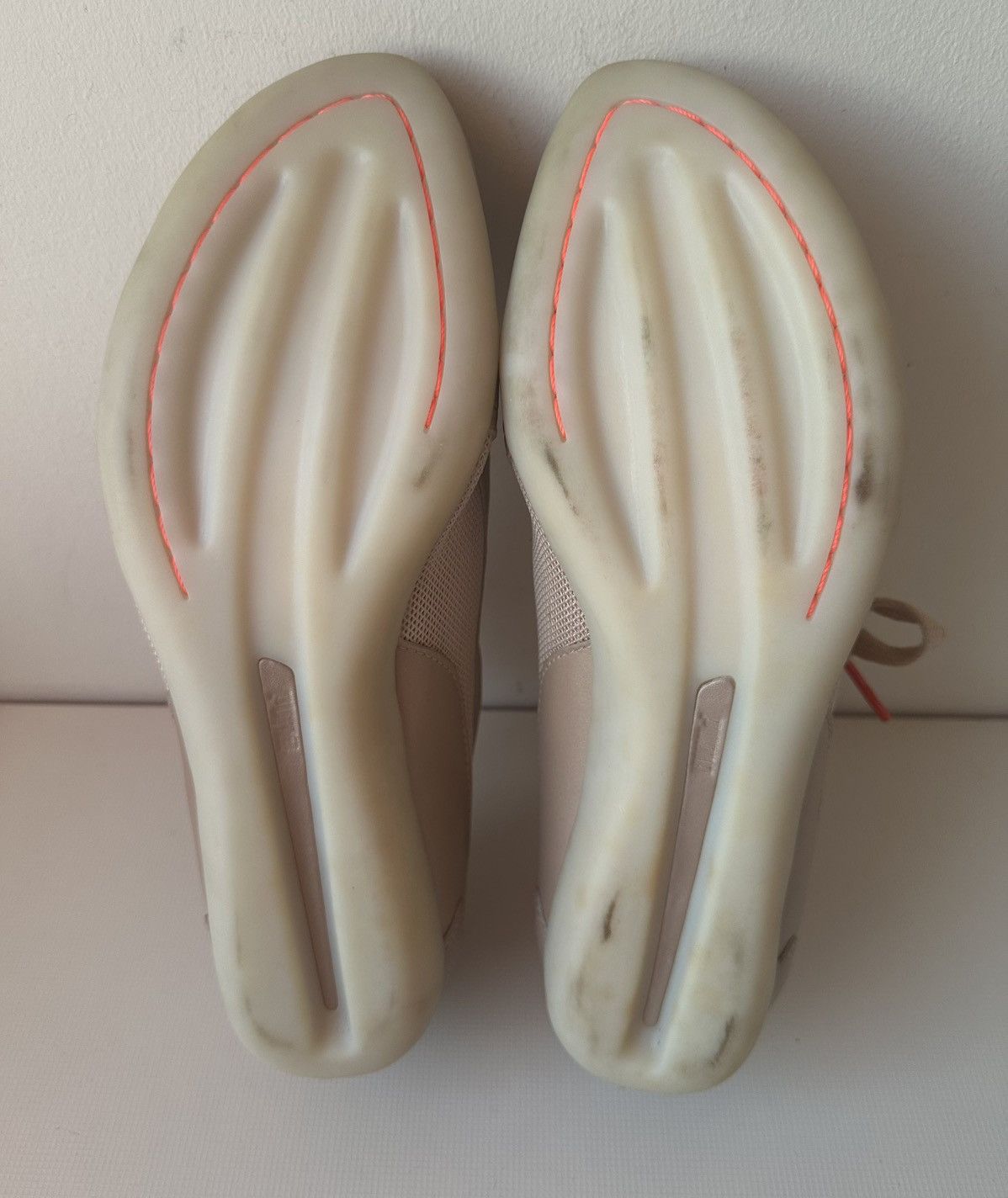 Hussein Chalayan × Puma Puma Urban Mobility (2007) by Hussein Chalayan side lace Size US 8 / IT 38 - 7 Thumbnail