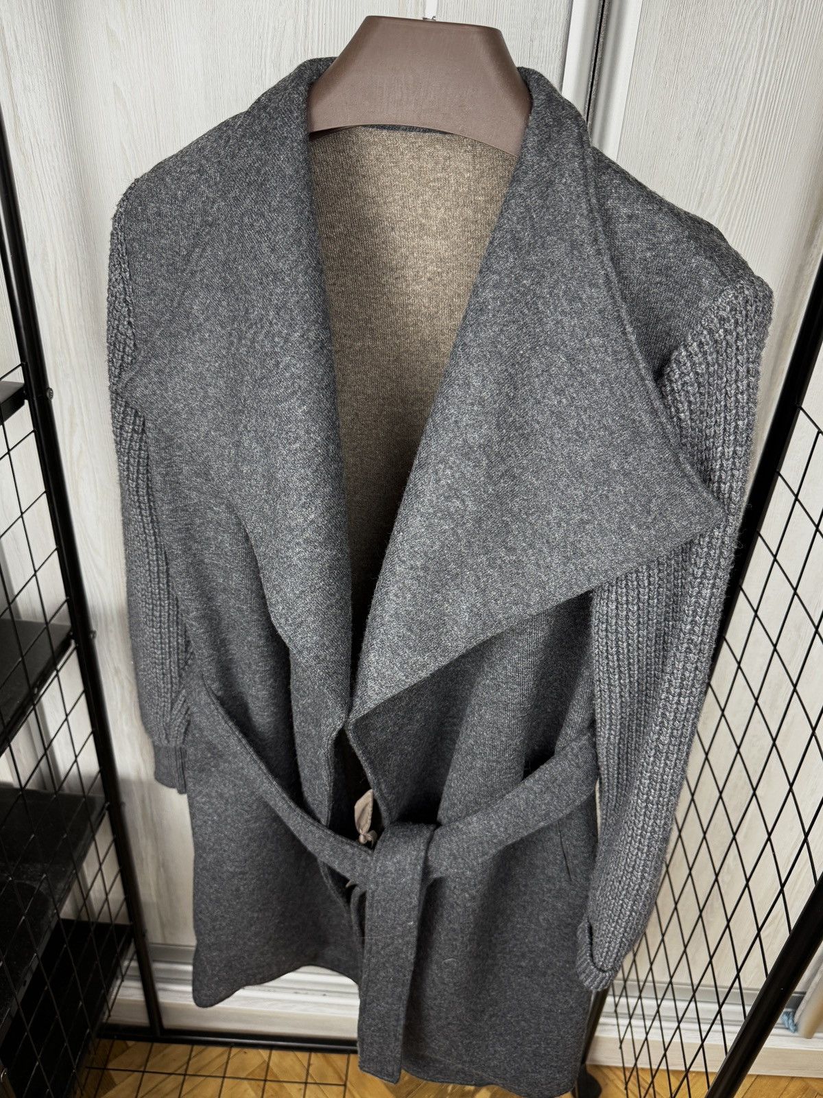 Eleventy Eleventy First class grey wool cardigan over coat size 44 Size M / US 6-8 / IT 42-44 - 5 Thumbnail