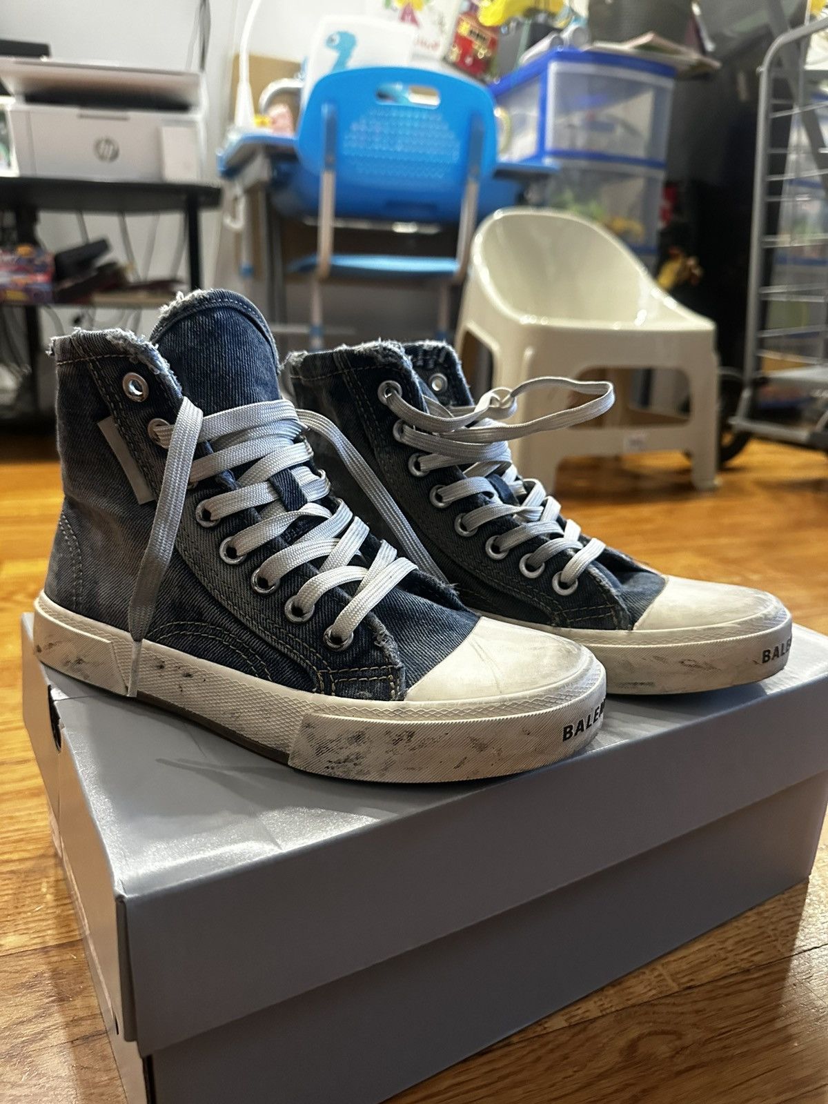 Balenciaga Balenciaga Paris High top 90’s Denim Size US 6 / EU 39 - 1 Thumbnail