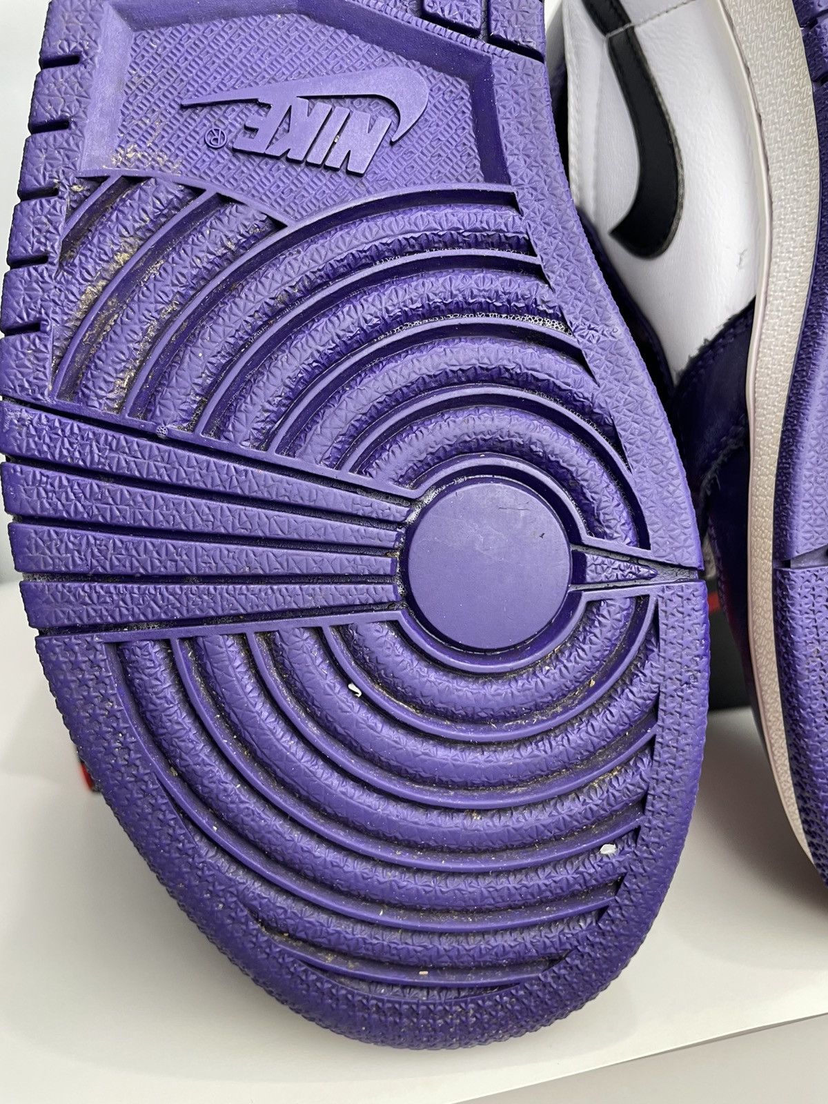Nike Jordan 1 Court Purple 2.0 Size 8.5 Beat Nike OG Box/Laces Size US 8.5 / EU 41-42 - 17 Thumbnail