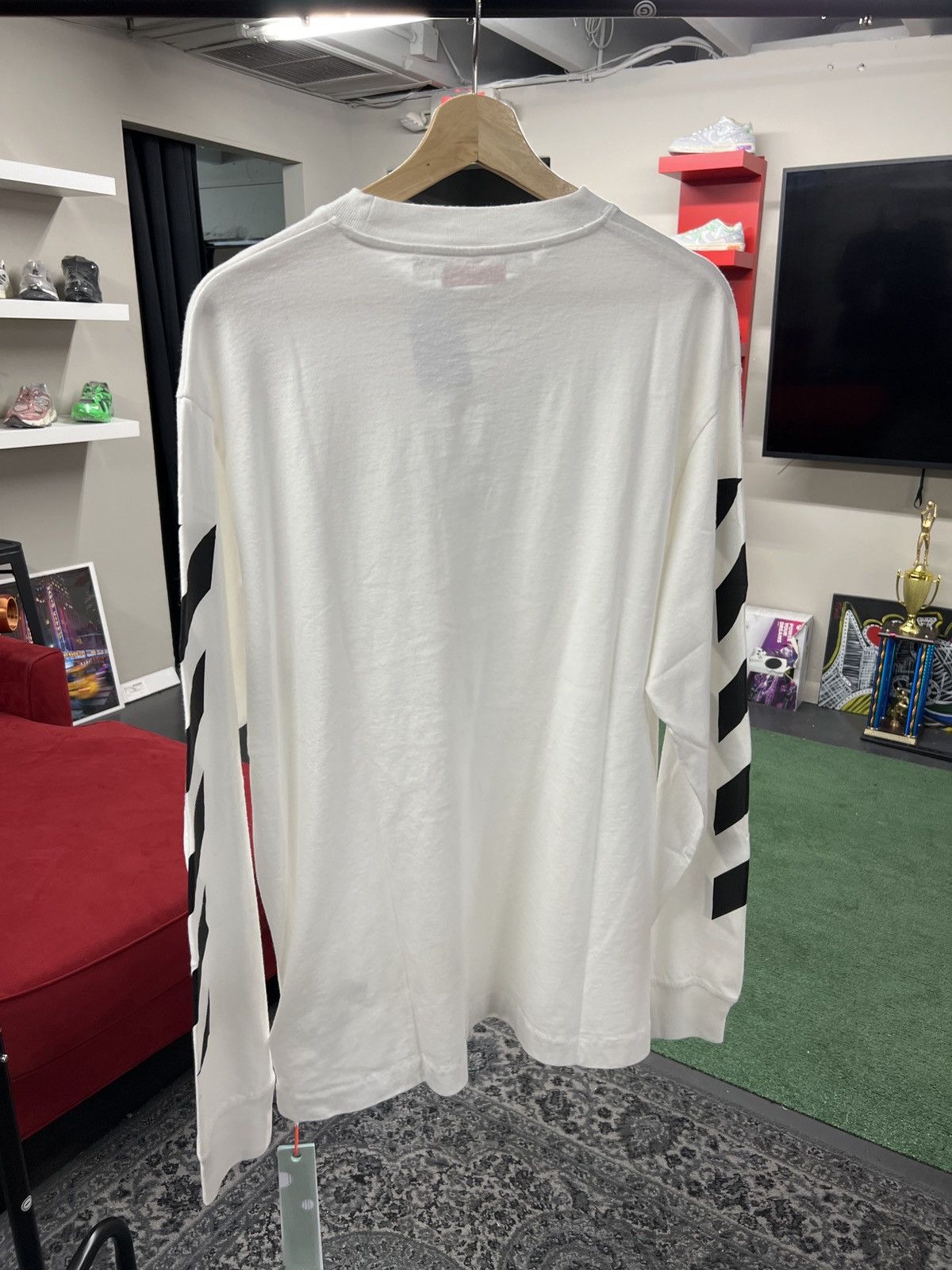 Off-White Off-White Diag Helvetica Skate Long Sleeve Tee Size US XL / EU 56 / 4 - 2 Thumbnail