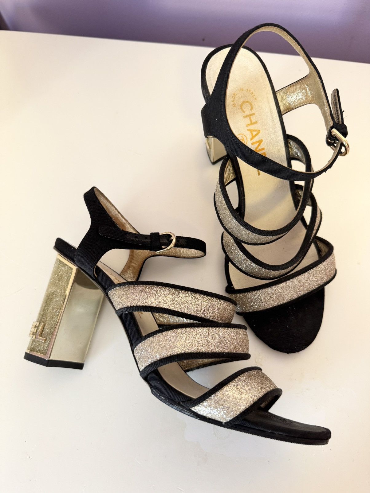 Chanel Chanel Golden black sparkle sandals size 38 Size US 8 / IT 38 - 18 Thumbnail