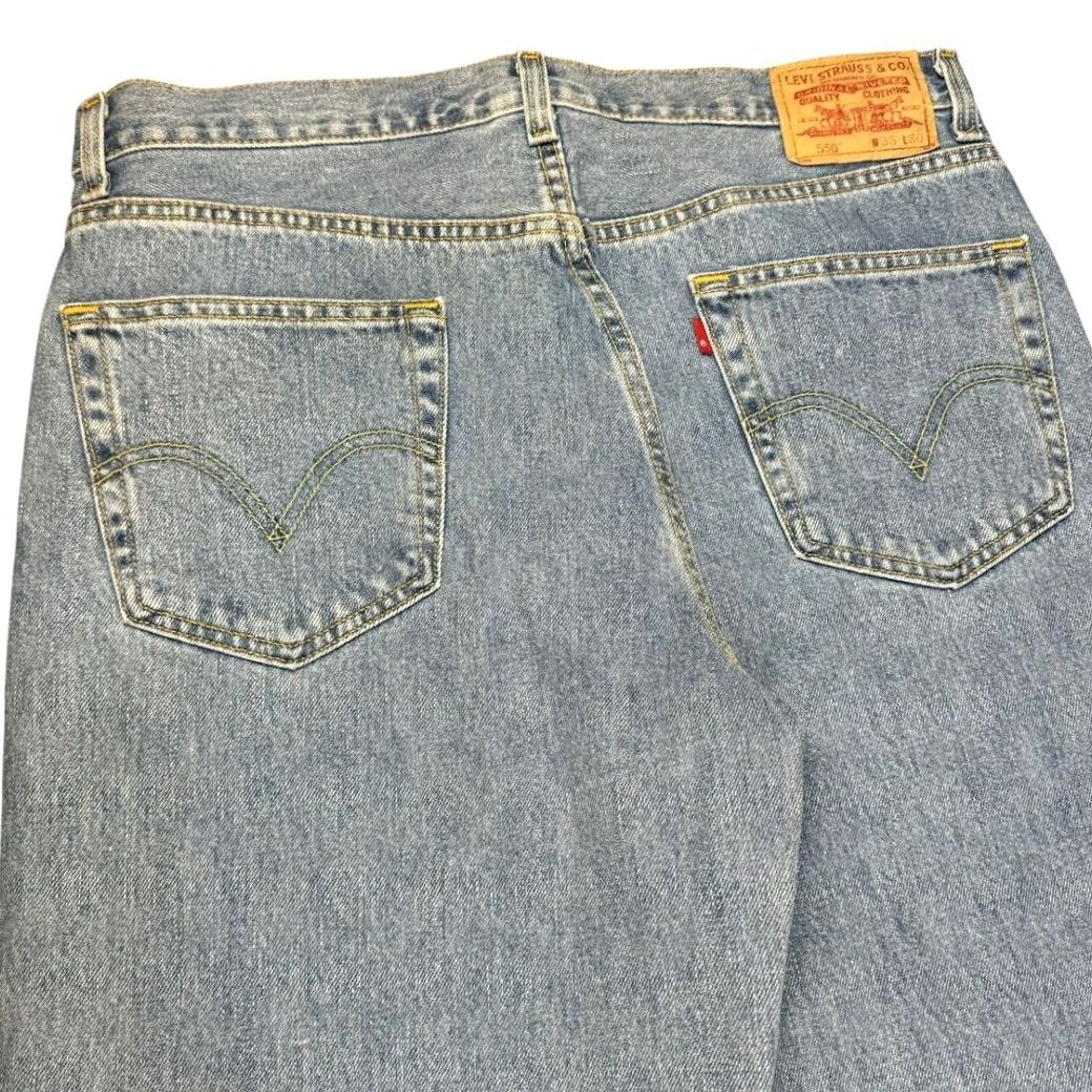 Levi's VINTAGE Levi's 550 Jeans Men 36x30 Lightwash Relaxed Fit Denim Cotton Baggy Western Cowboys 90s Mens Size US 36 / EU 52 - 4 Thumbnail