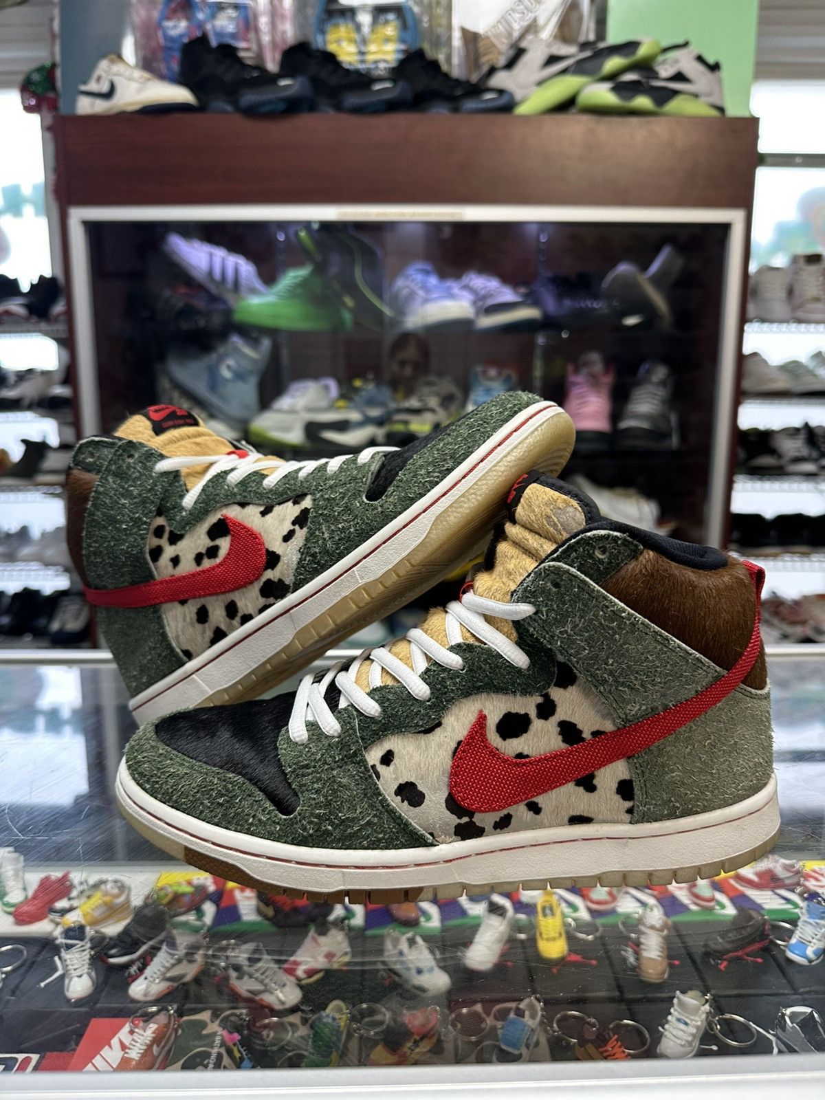 Nike Nike SB Dunk High ‘Dog Walker’ Size US 8.5 / EU 41-42 - 1 Thumbnail