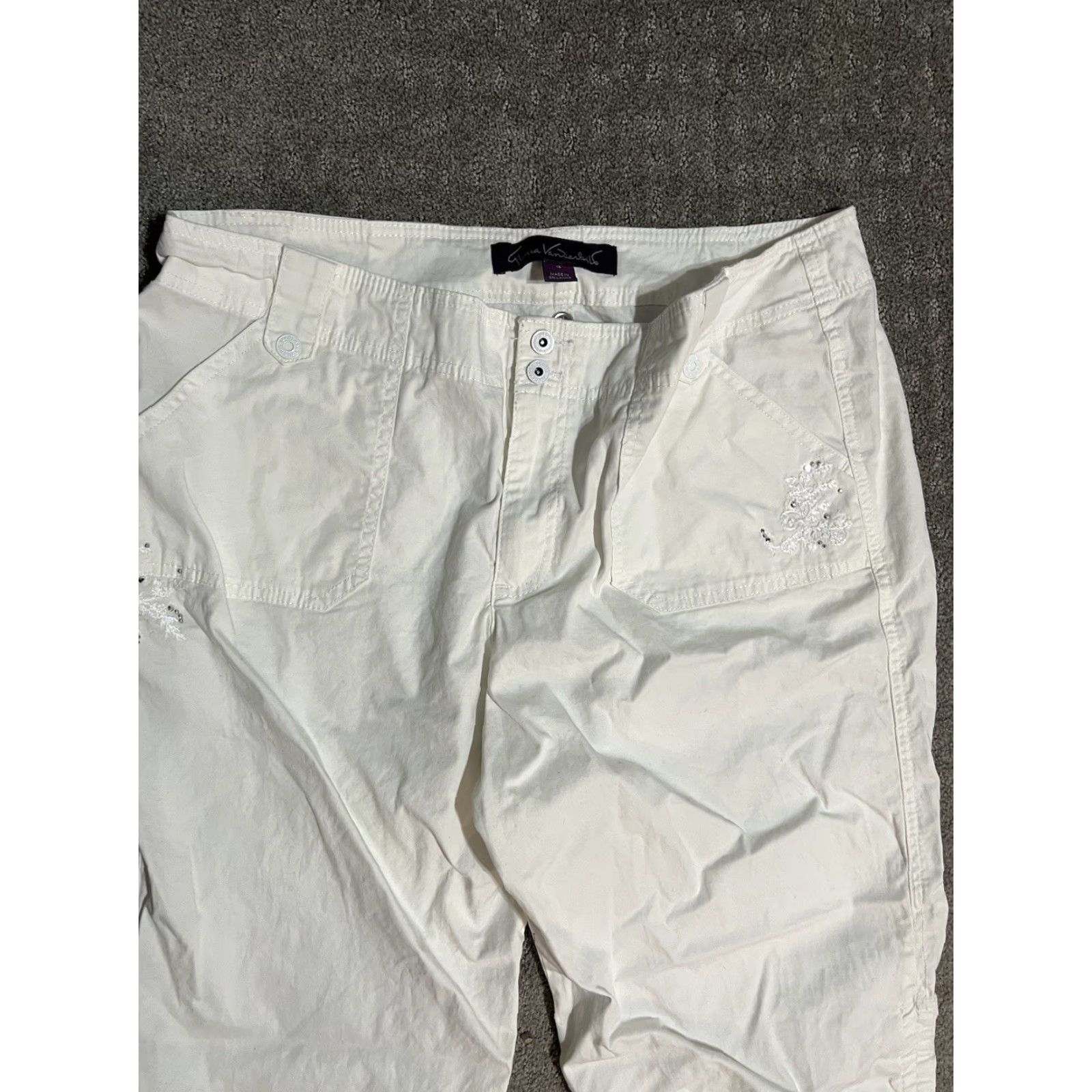 Gloria Vanderbilt Gloria Vanderbilt Capri Crop Pants Size 18 White Solid Pants Size 40" / US 18 - 2 Thumbnail