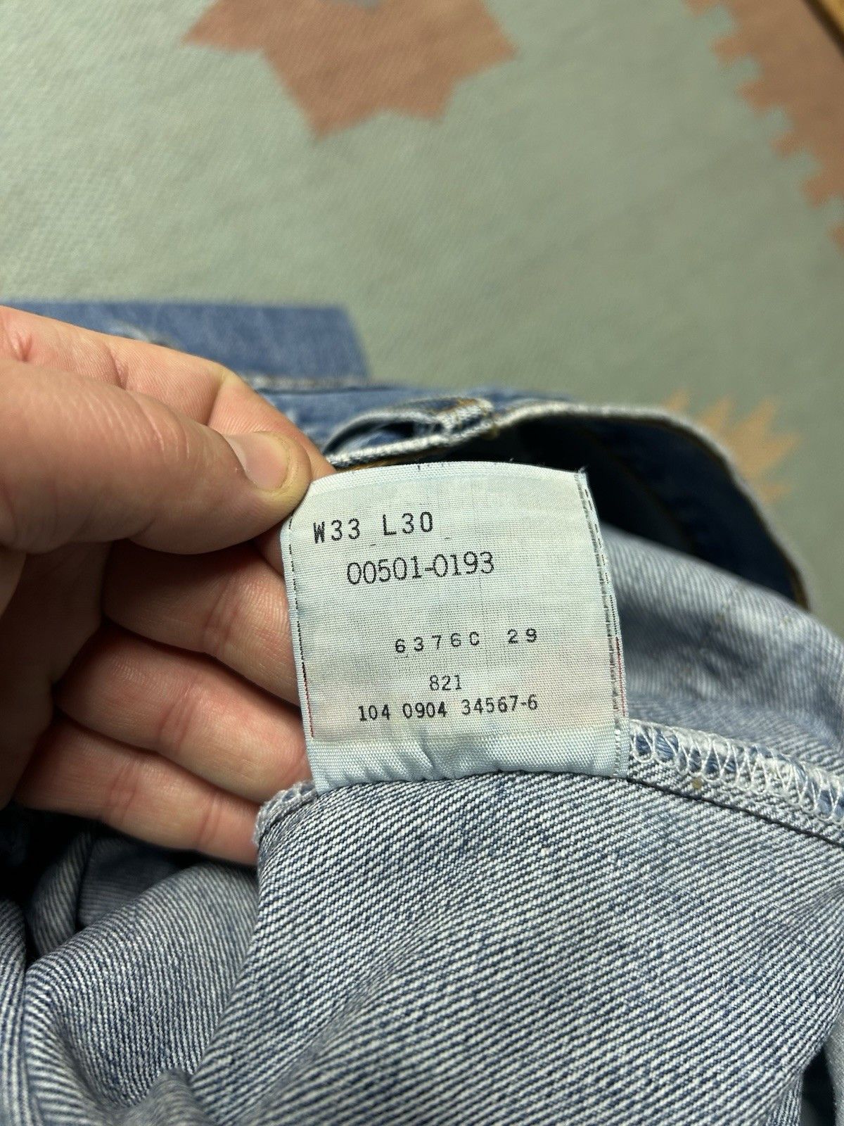 Vintage 90s Levis 501 xx jeans straight button fly medium wash 32x31 Size US 32 / EU 48 - 11 Thumbnail