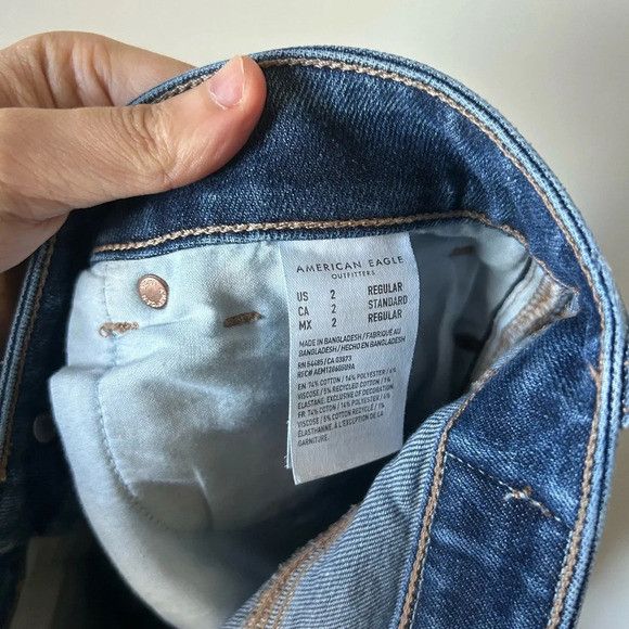 American Eagle Outfitters American Eagle Blue Mom Jeans Size 26" / US 2 / IT 38 - 5 Thumbnail