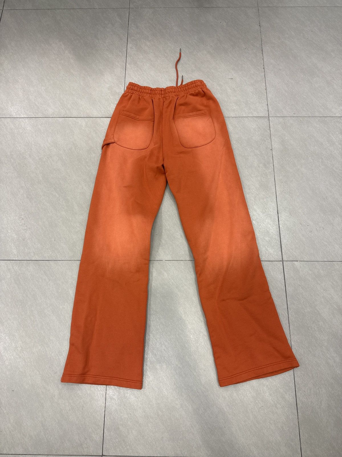 HMDD Happy Memories Don’t Die Orange Studded Sweatpants Medium Size US 32 / EU 48 - 2 Thumbnail