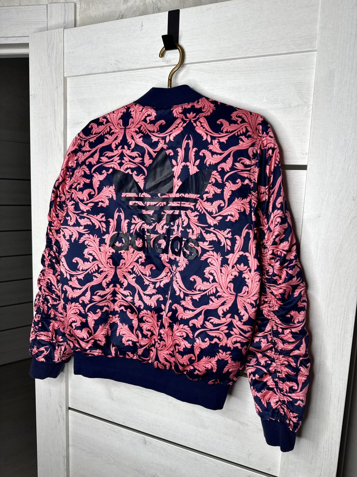 Adidas Adidas x The Farm Company Pink Floral Bomber Jacket Y2K Hype Size S / US 4 / IT 40 - 16 Thumbnail