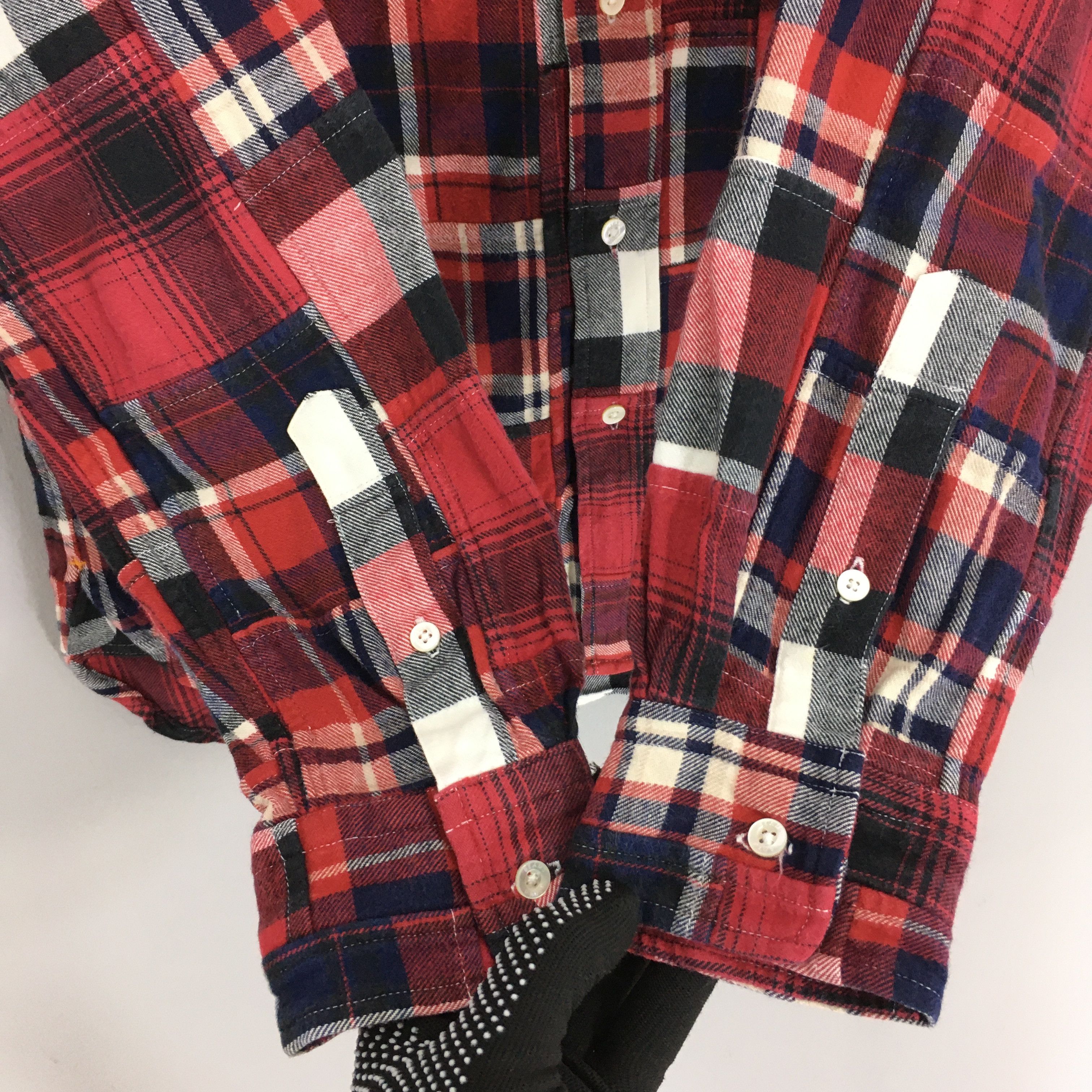 Beams Plus × Flannel × Japanese Brand Vintage Beams Japan Patchwork Checkered Flannel Shirt Small Size US S / EU 44-46 / 1 - 4 Thumbnail