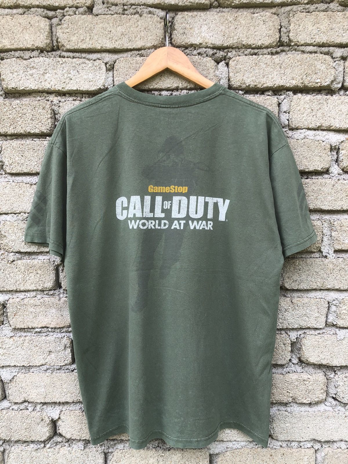 Vintage Vintage Sunfaded Call Of Duty Advance Team Backhit Tee Size US L / EU 52-54 / 3 - 1 Thumbnail