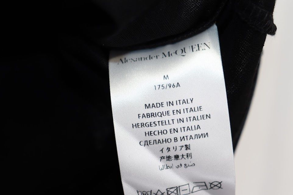 Alexander McQueen o1rshd1 Skull Logo T-Shirt in Black Size US M / EU 48-50 / 2 - 10 Thumbnail
